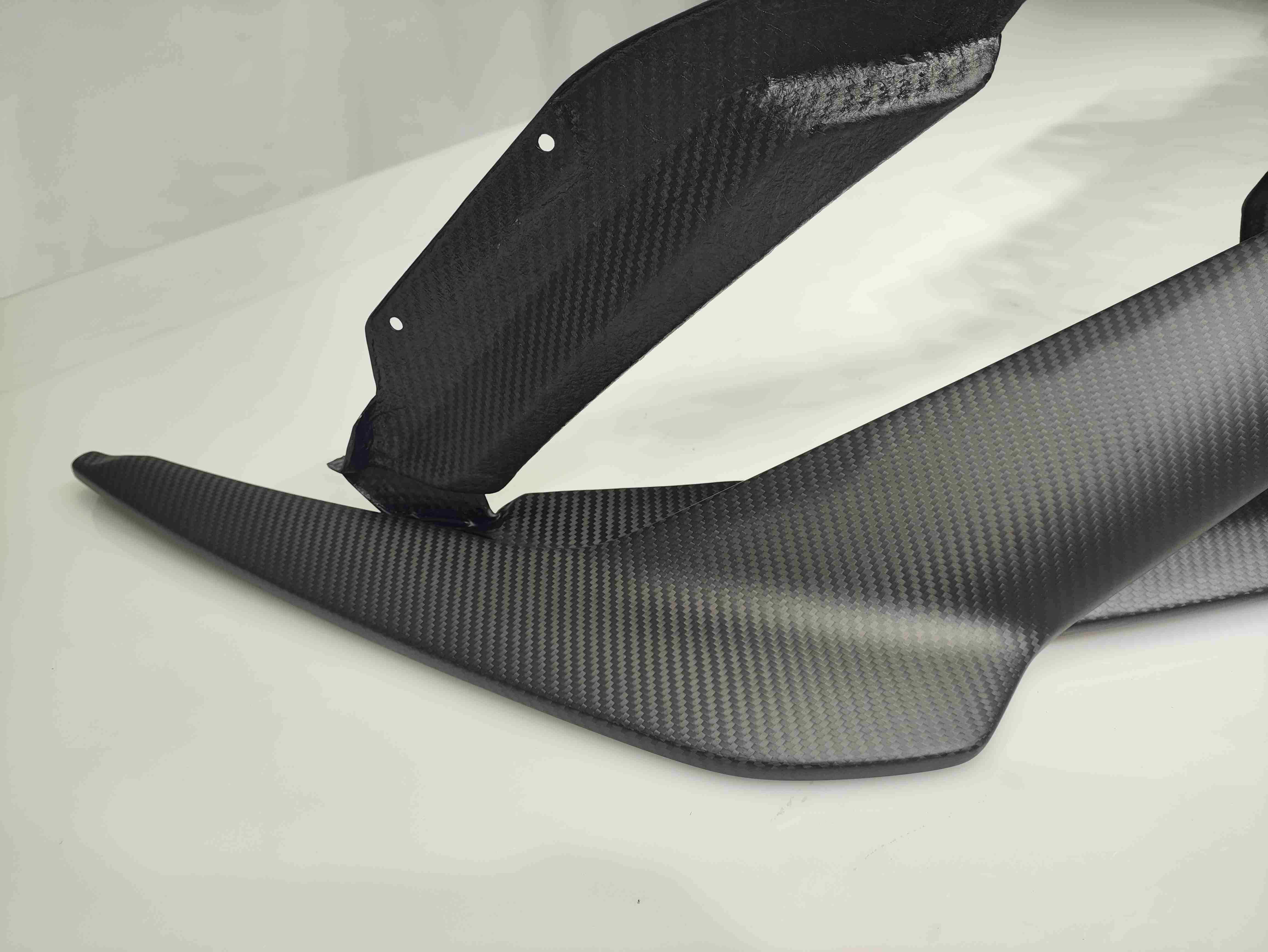 Lamborghini Huracan STO Up-Splitter Dry Carbon Fiber OEM Series Bodykit