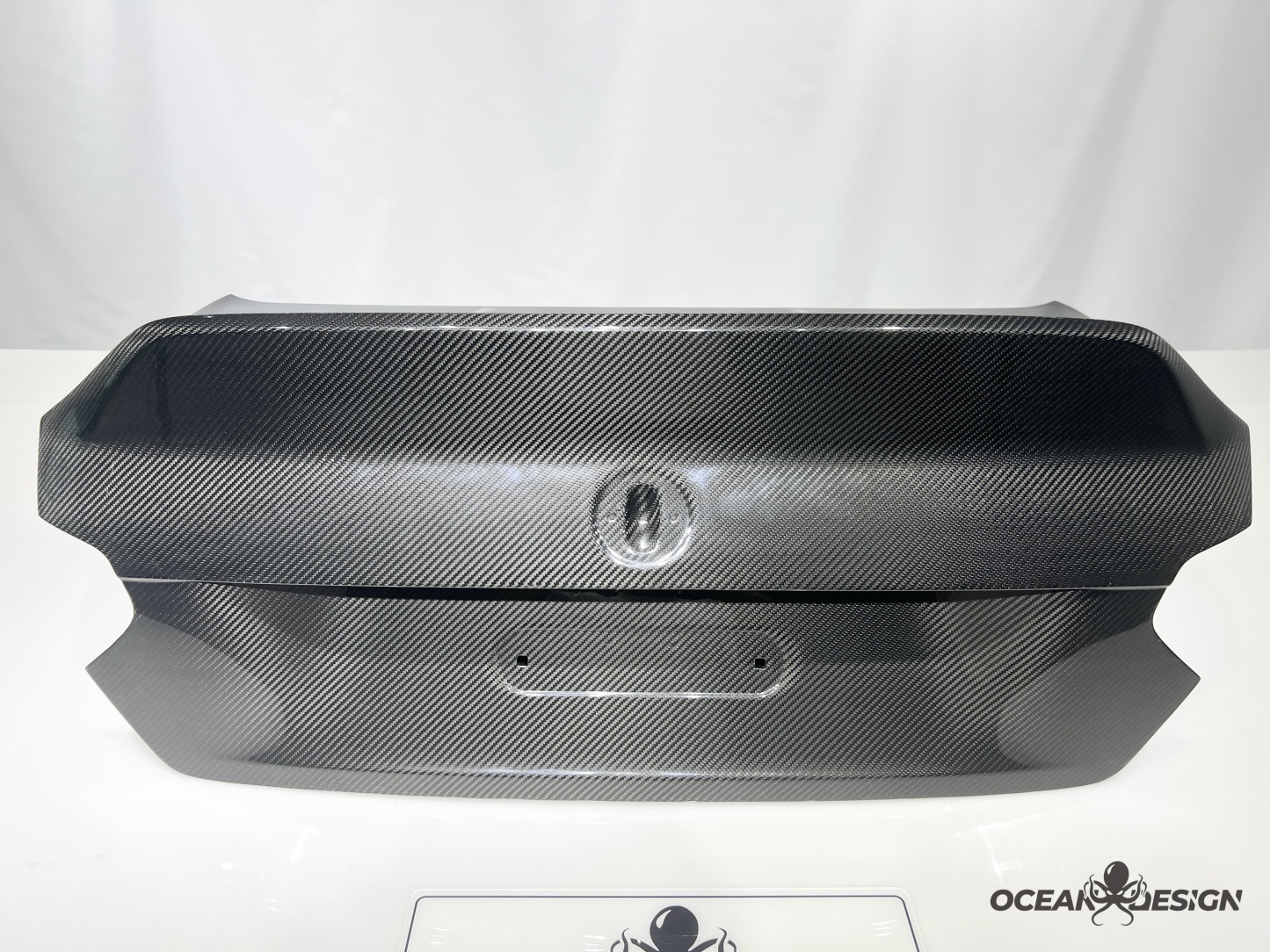 BMW G87 M2 G42 M240i AP Style Dry Carbon Fiber Trunk Lid