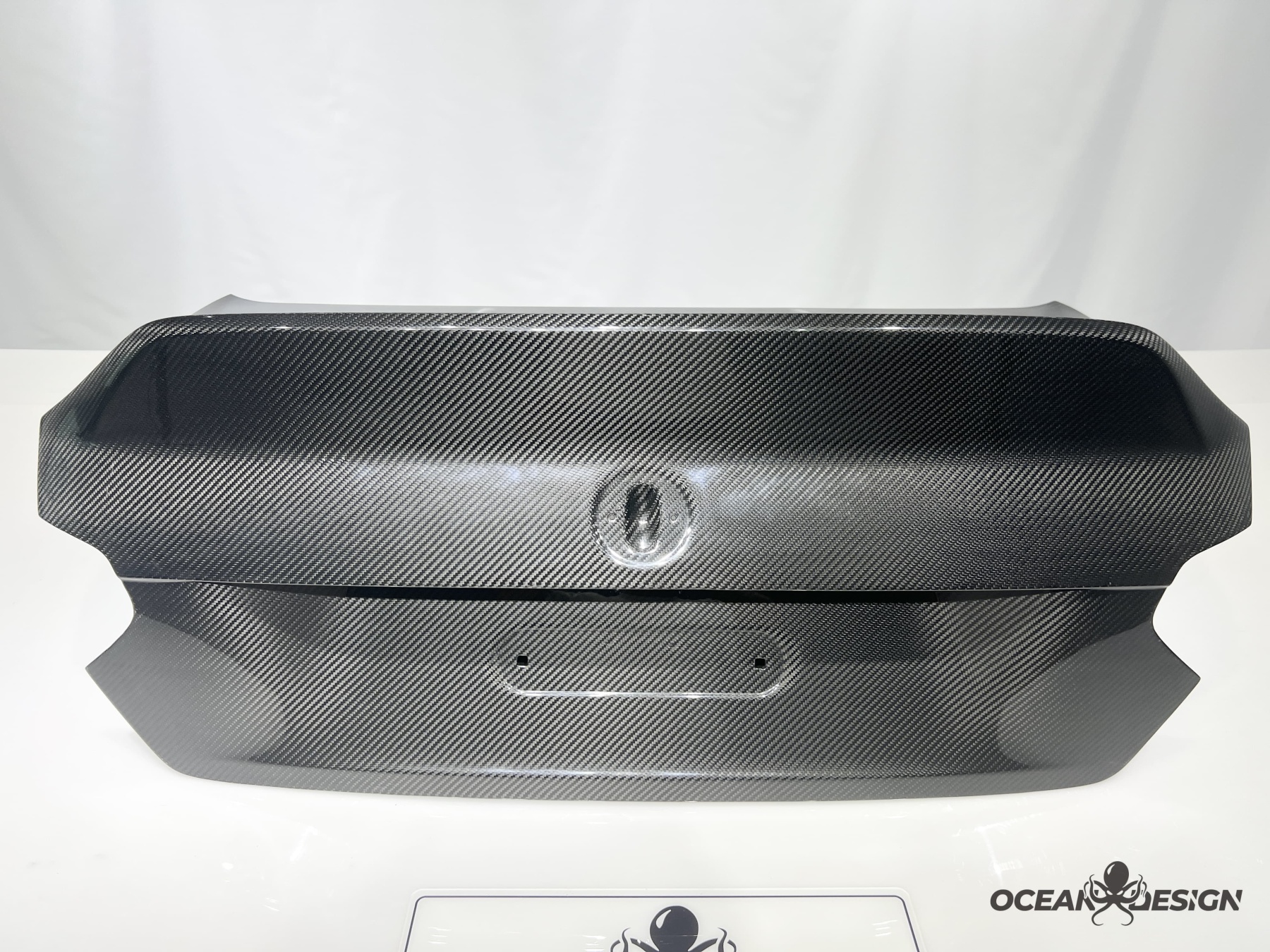 BMW G87 M2 G42 M240i AP Style Dry Carbon Fiber Trunk Lid