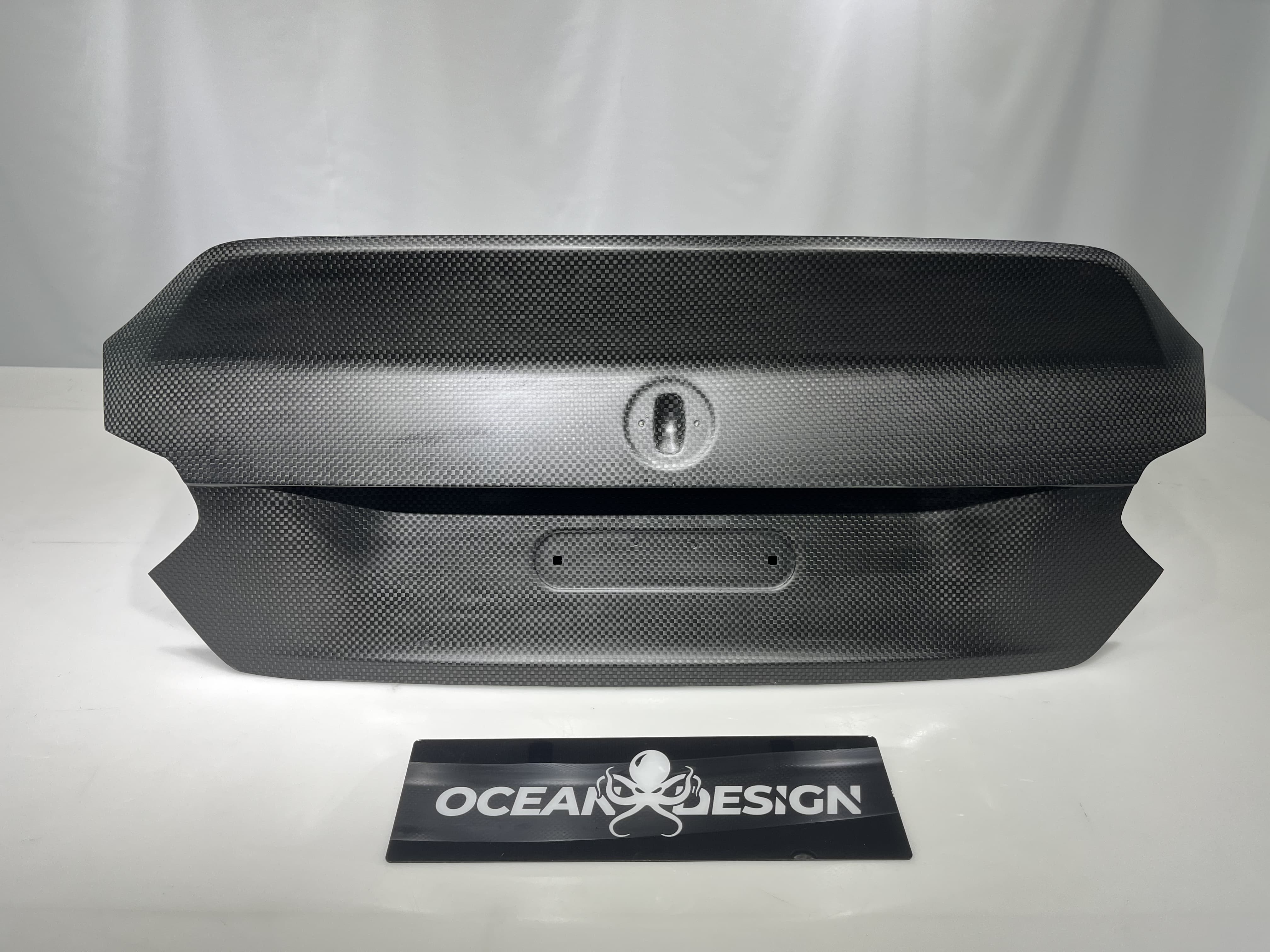 BMW G87 M2 G42 M240i AP Style Dry Carbon Fiber Trunk Lid