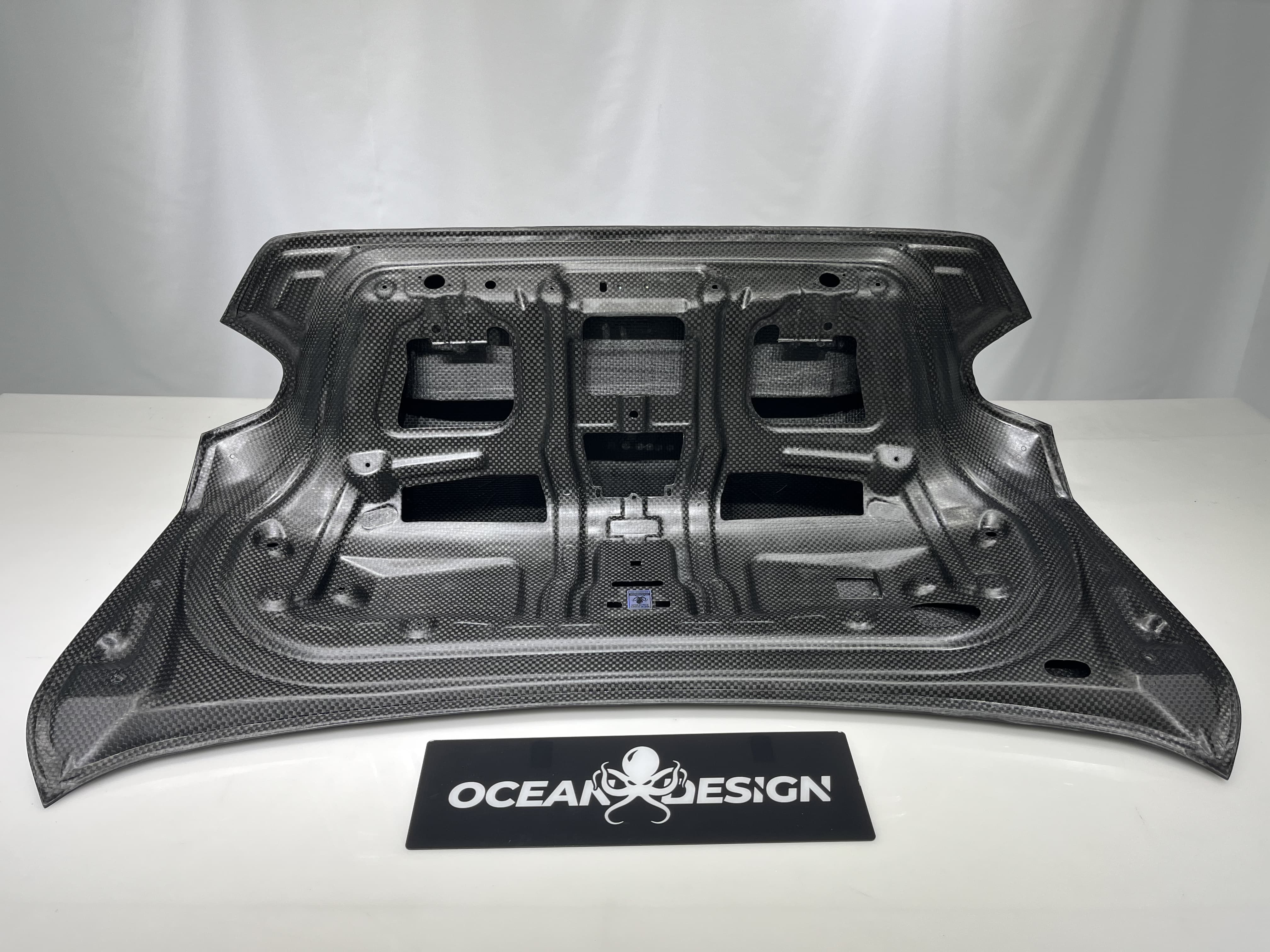 BMW G87 M2 G42 M240i AP Style Dry Carbon Fiber Trunk Lid