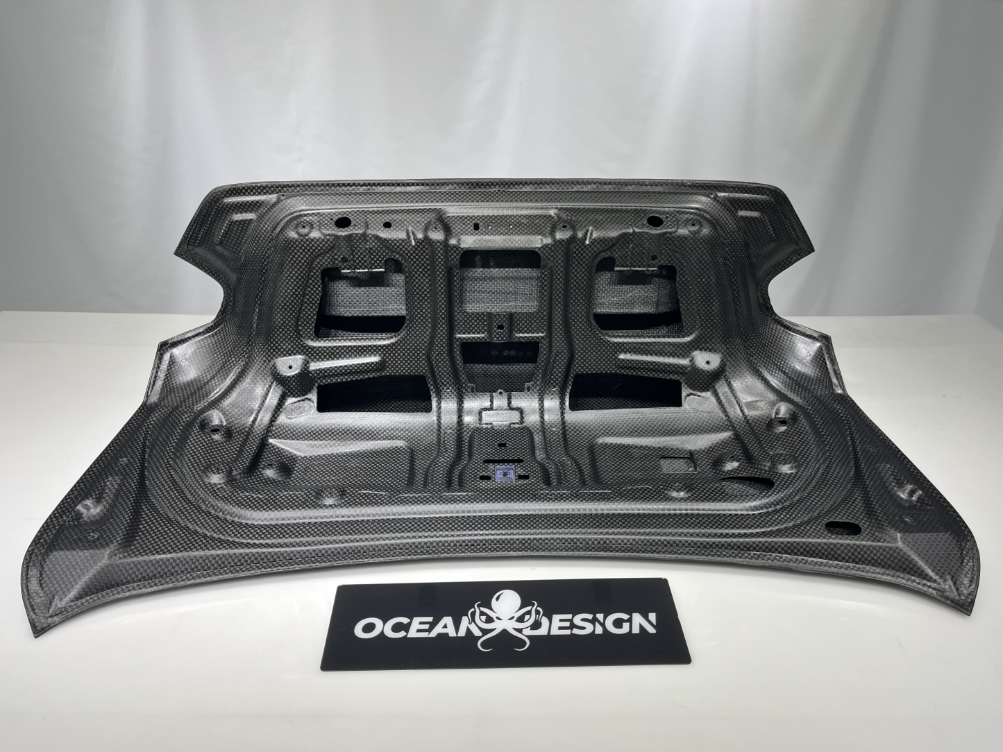 BMW G87 M2 G42 M240i AP Style Dry Carbon Fiber Trunk Lid