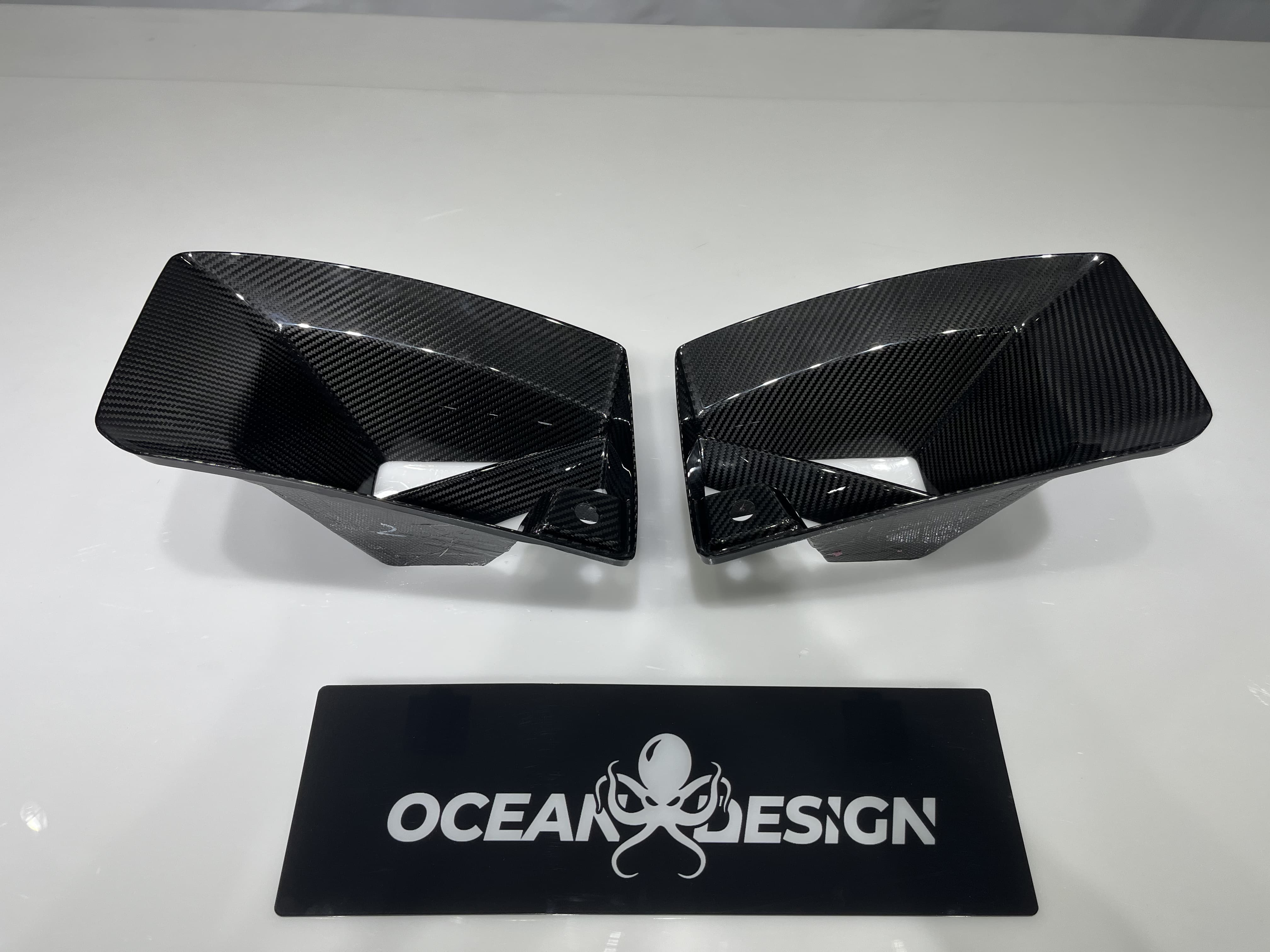 2023-2025 BMW G87 M2 R Style Front Bumper Air Intakes – Dry Carbon Fiber
