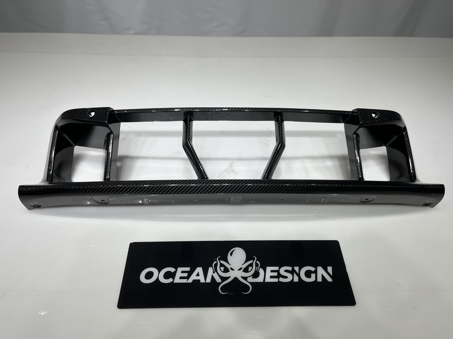 2023-2025 BMW G87 M2 R Style Lower Front Grille – Dry Carbon Fiber