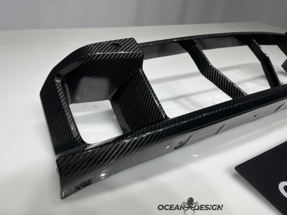 2023-2025 BMW G87 M2 R Style Lower Front Grille – Dry Carbon Fiber