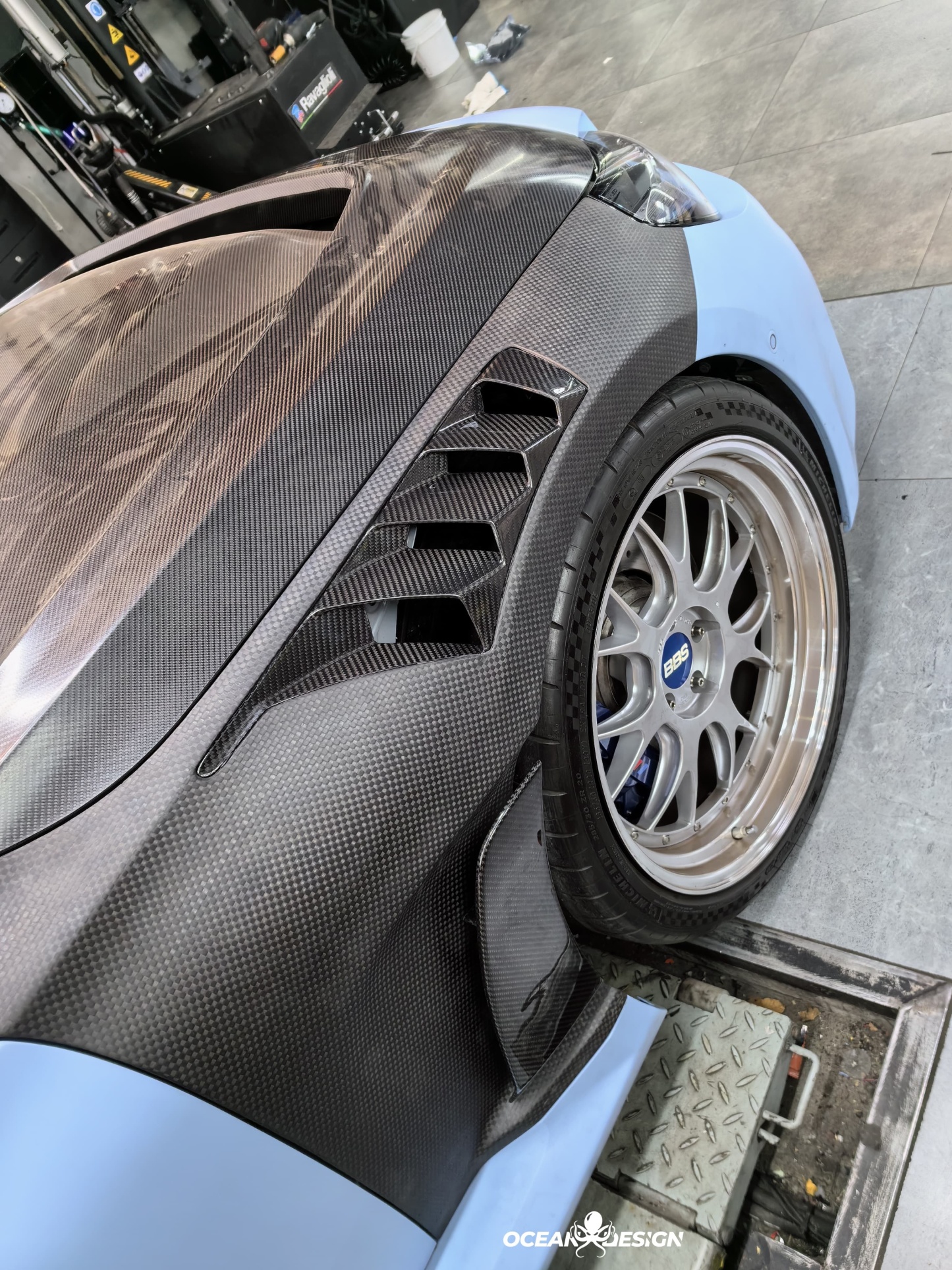 2023-2025 BMW G87 M2 AP Style Dry Carbon Fiber Front Fenders