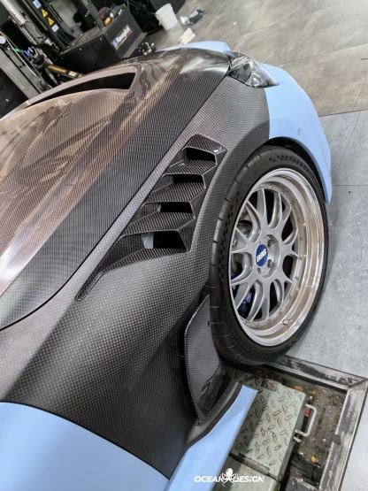 2023-2025 BMW G87 M2 AP Style Dry Carbon Fiber Front Fenders
