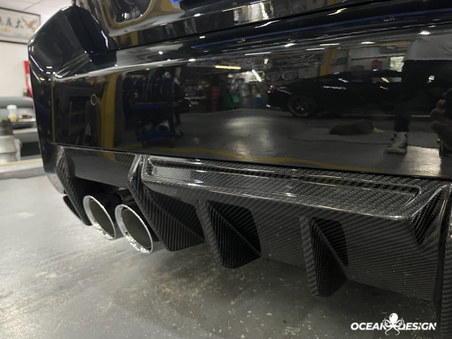 2023-2025 BMW G87 M2 R Style Dry Carbon Rear Diffuser