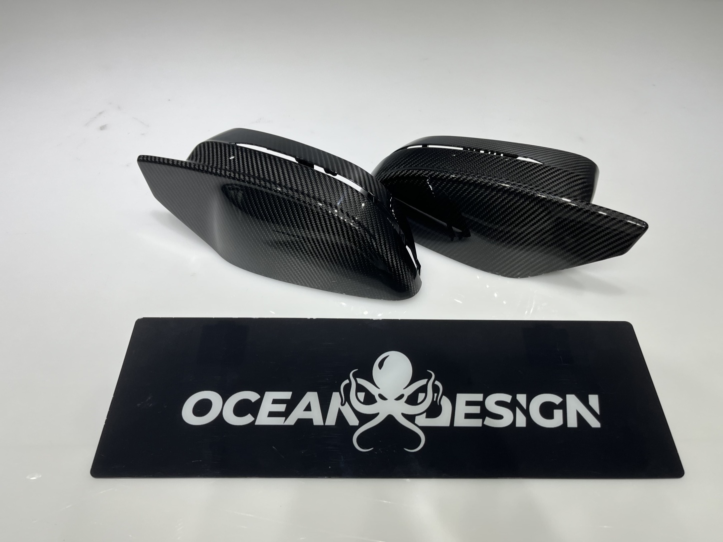 2023-2025 BMW G87 M2 R Style Dry Carbon Fiber Mirror Covers