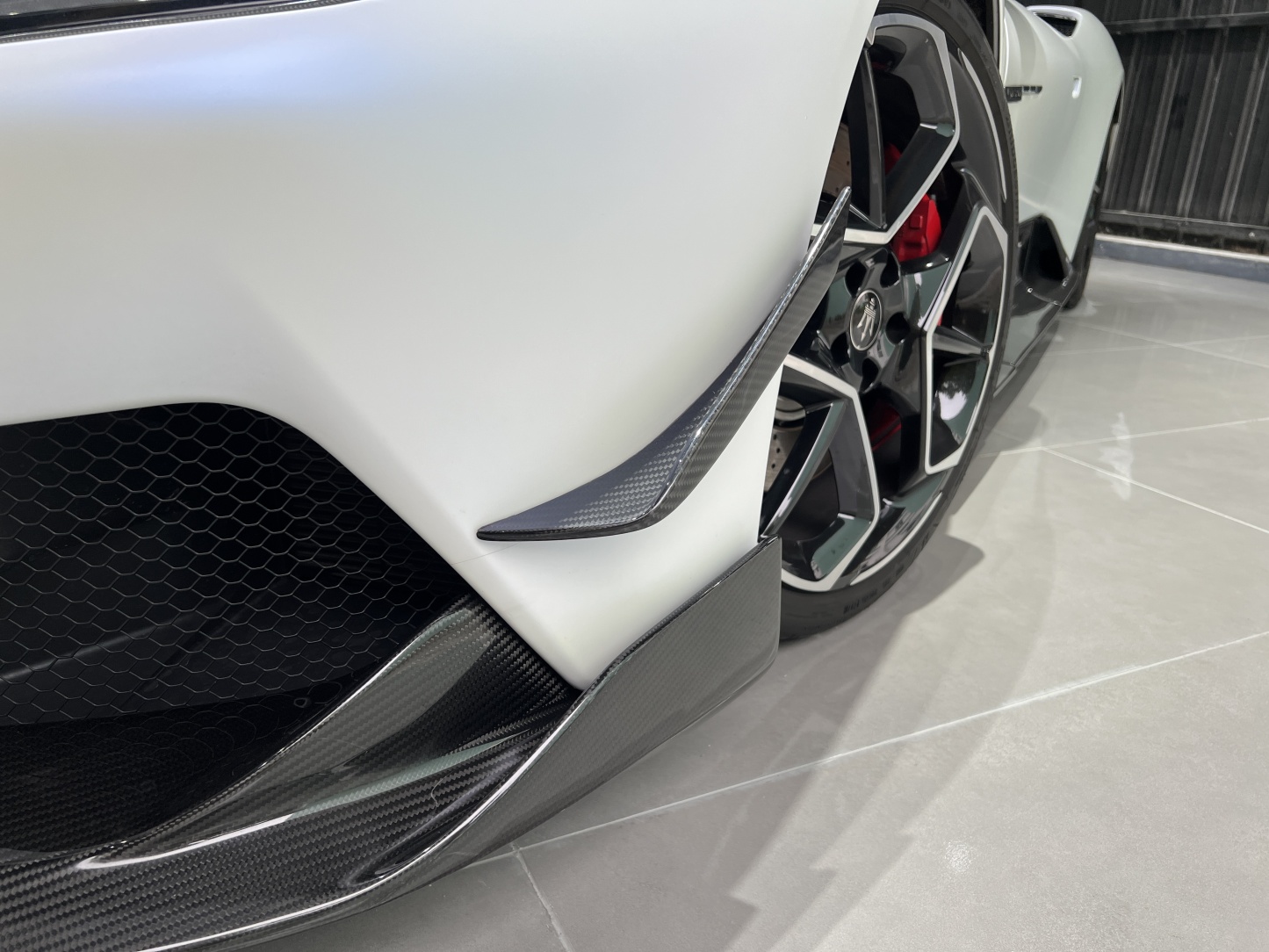 Maserati MC20 2020-2025 Dry Carbon Fiber Canards SD Series Bodykit
