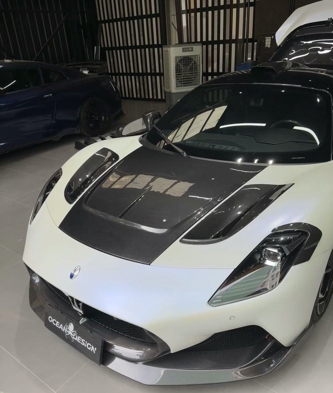 Maserati MC20 2020-2025 Air Outtake of Bonnet Dry Carbon Fiber MSY Bodykit