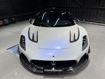 Maserati MC20 2020-2025 Dry Carbon Fiber Hood Trident Inserts SD Series Bodykit