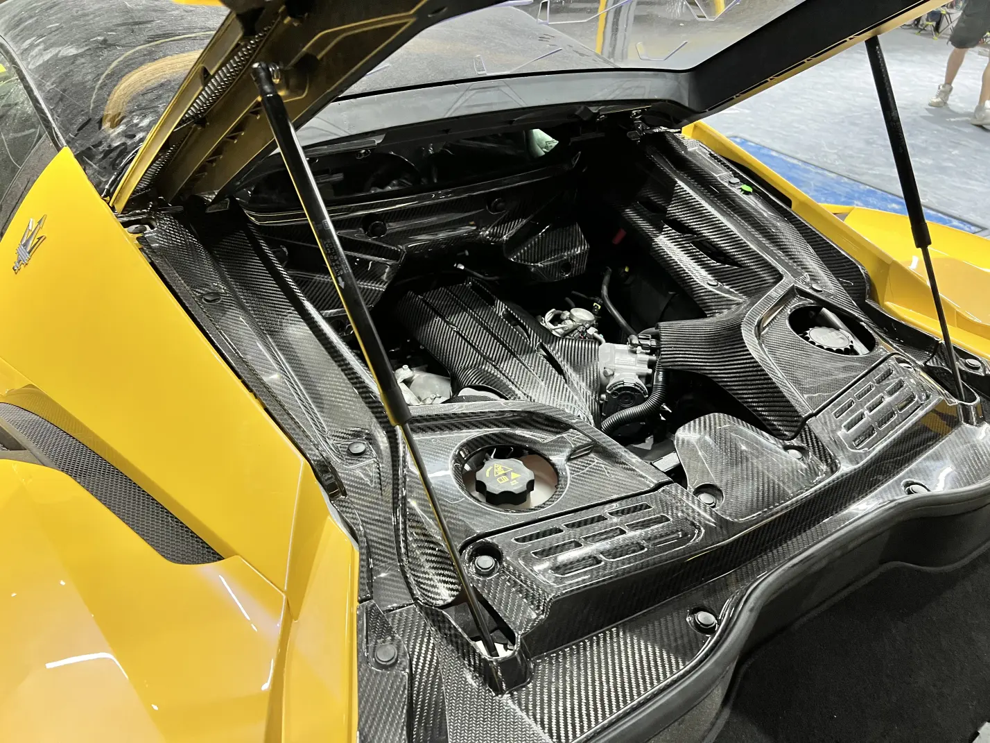 Maserati MC20 2020-2025 Engine Bay Dry Carbon Fiber N Series Bodykit