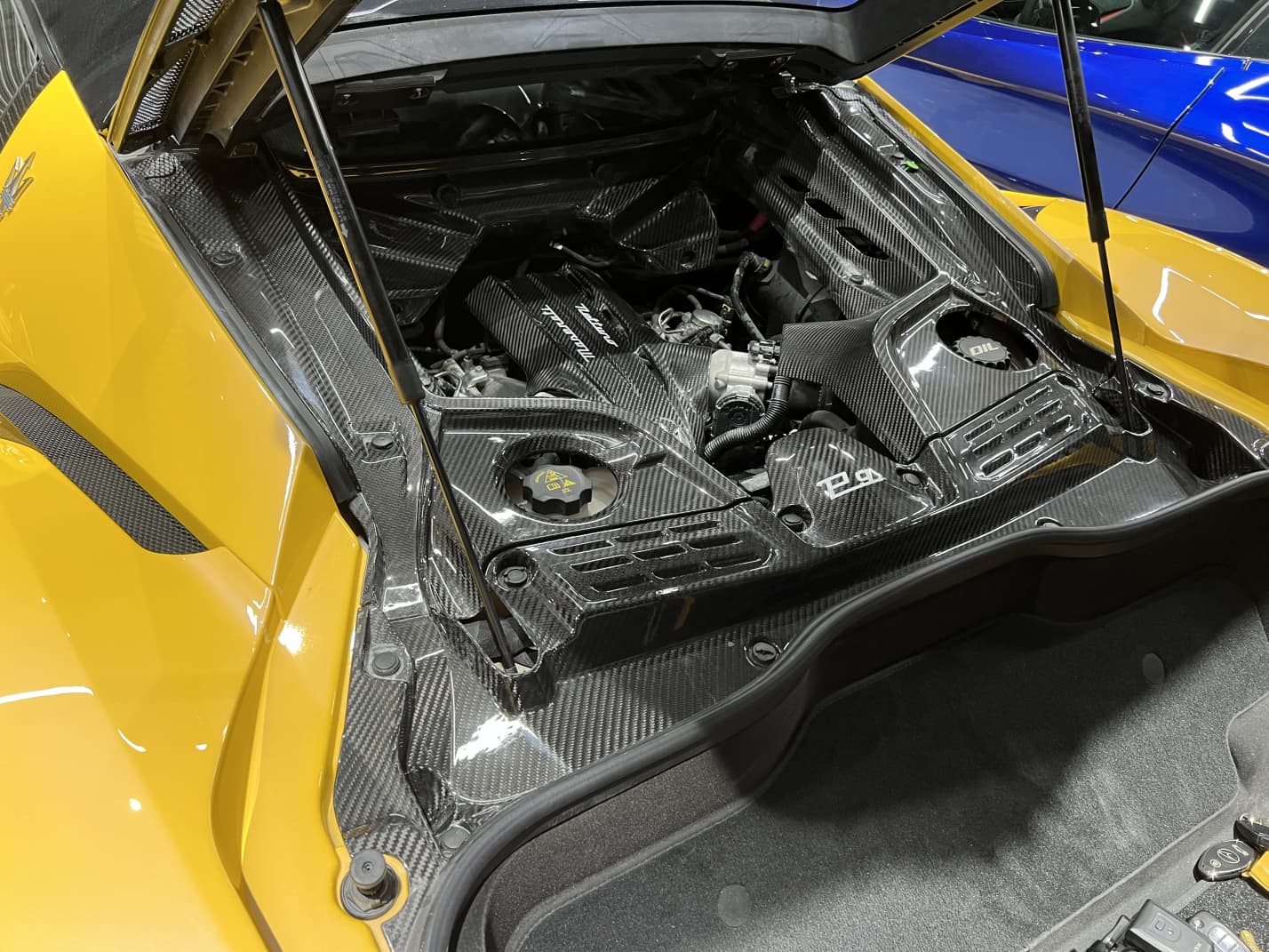 Maserati MC20 2020-2025 Engine Bay Dry Carbon Fiber N Series Bodykit