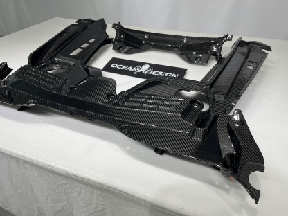 Maserati MC20 2020-2025 Engine Bay Dry Carbon Fiber OEM Series Bodykit