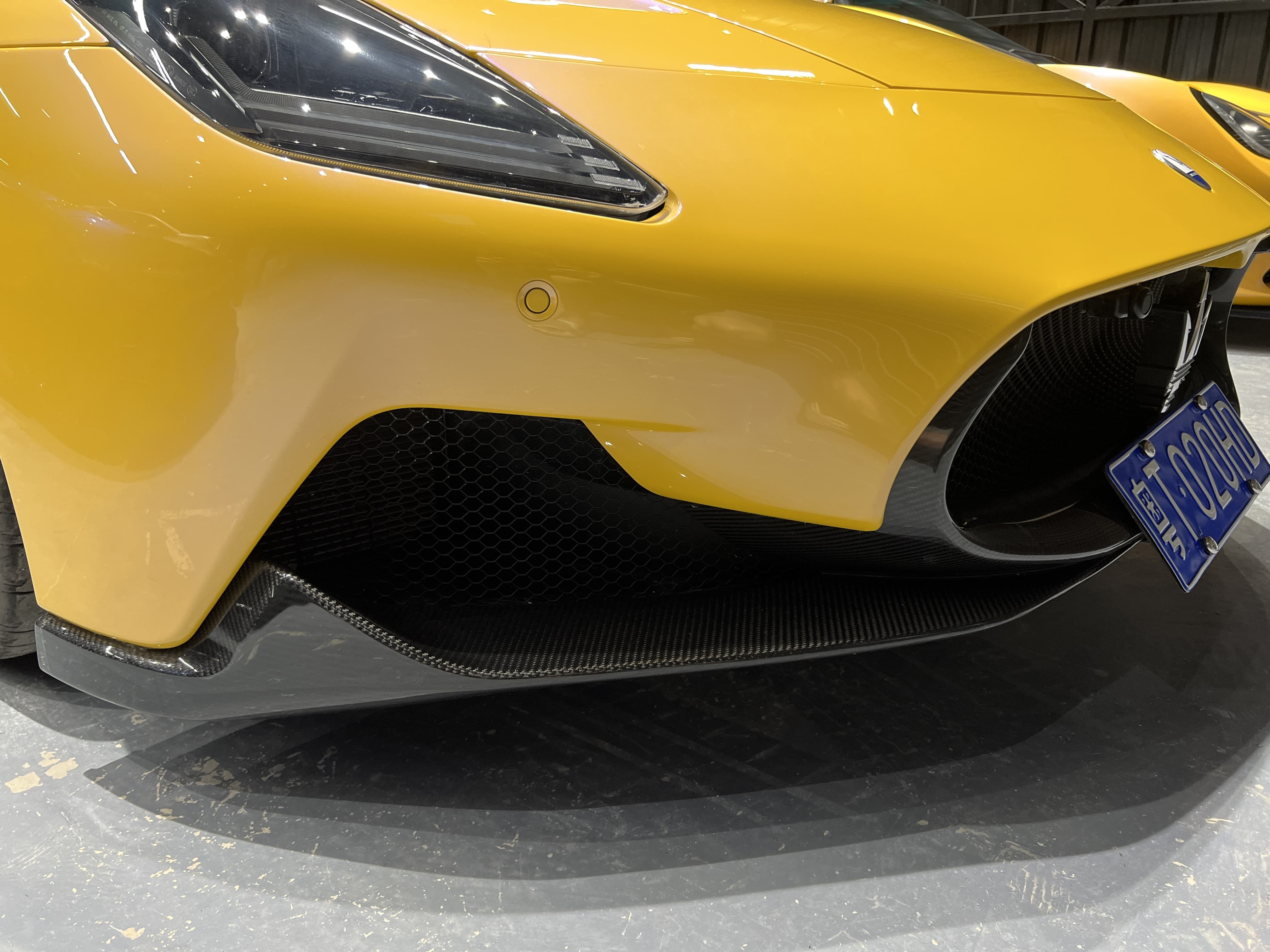 Maserati MC20 2020-2025 Splitter Front Lip Dry Carbon Fiber OEM Series Bodykit