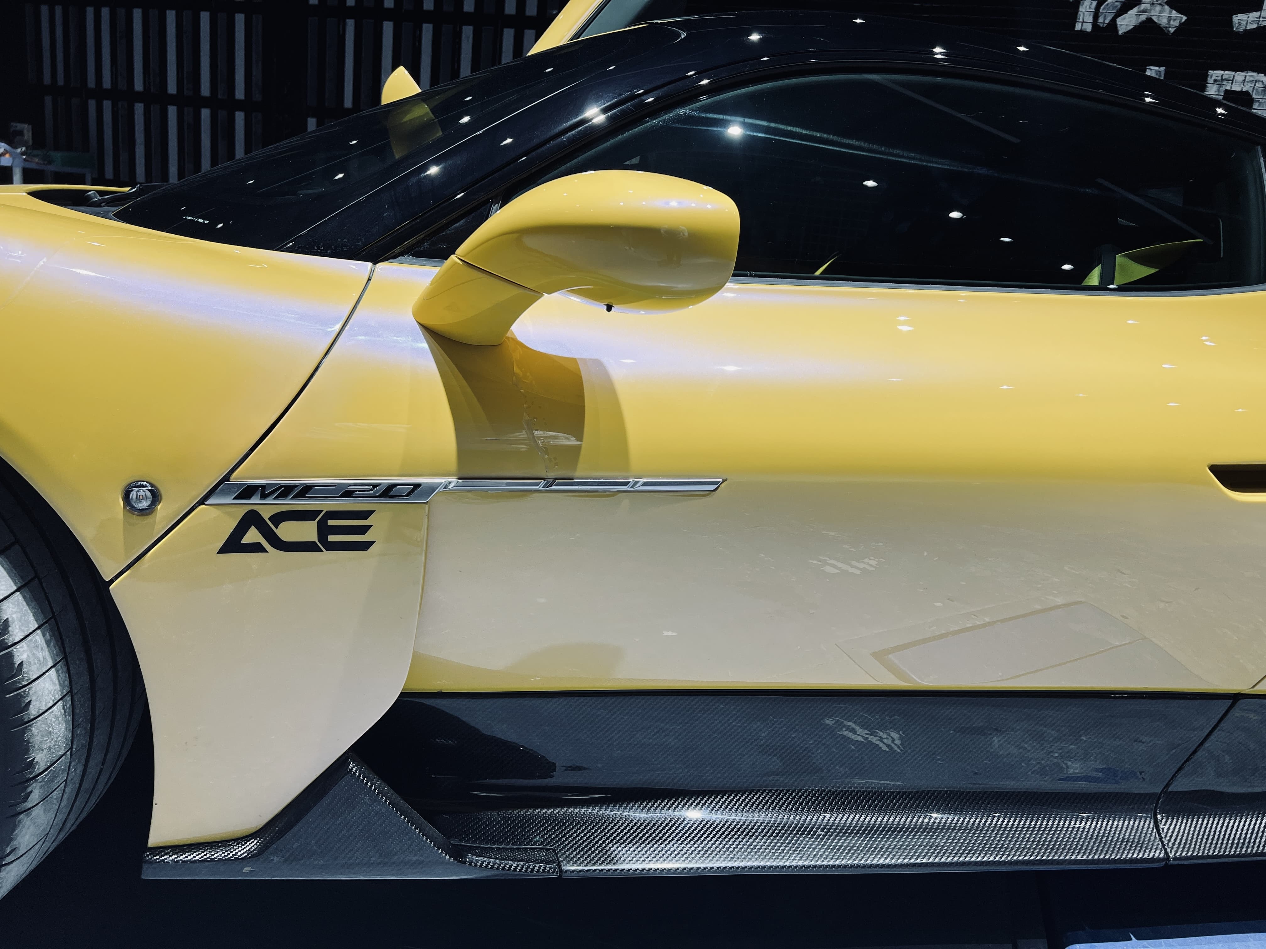 Maserati MC20 2020-2025 Side Skirts Dry Carbon Fiber OEM Series Bodykit