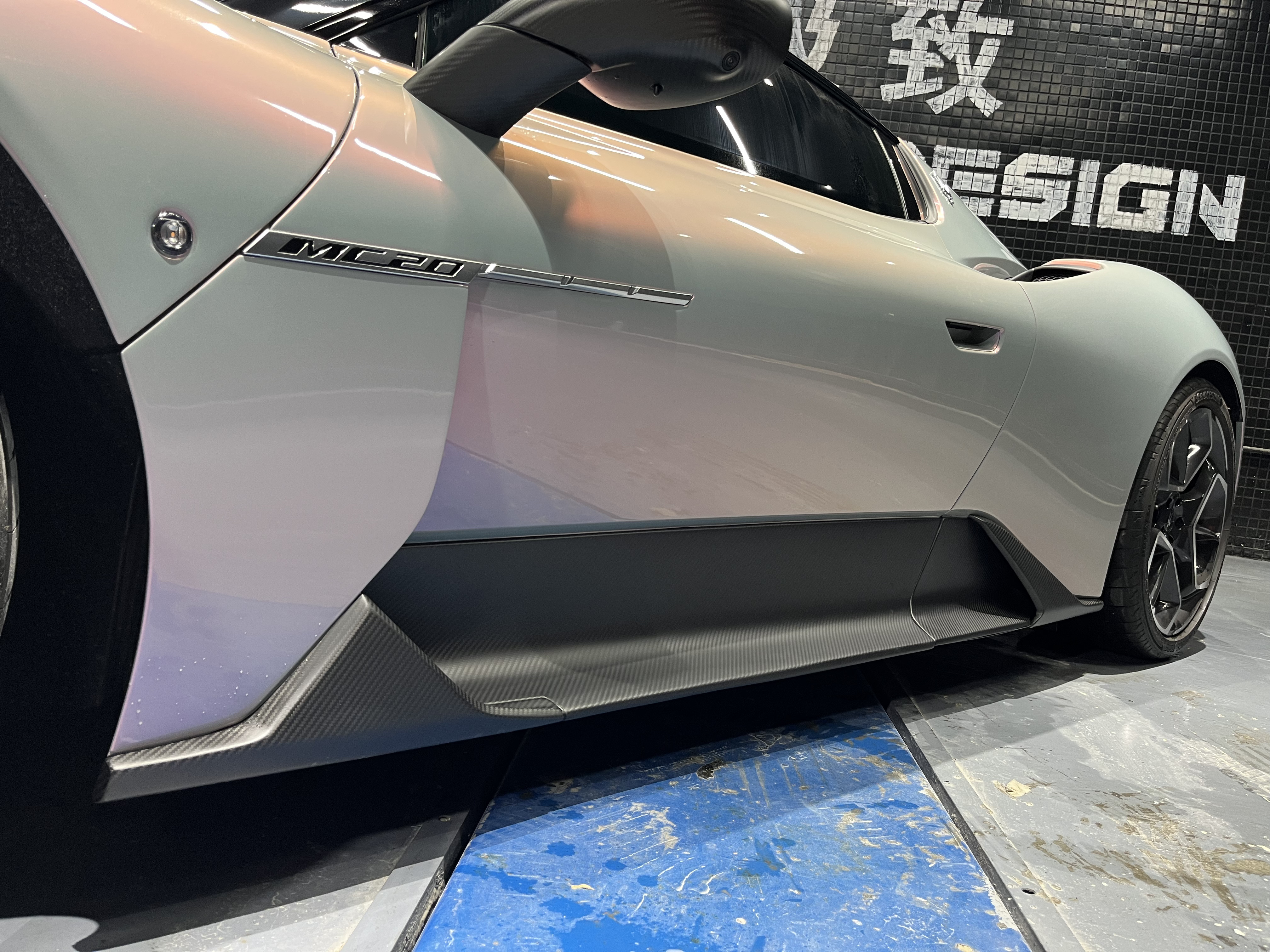 Maserati MC20 2020-2025 Side Skirts Dry Carbon Fiber OEM Series Bodykit