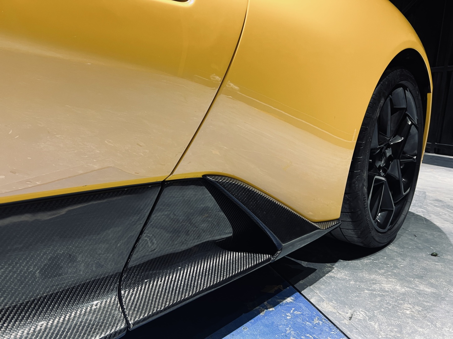 Maserati MC20 2020-2025 Side Skirts Dry Carbon Fiber OEM Series Bodykit