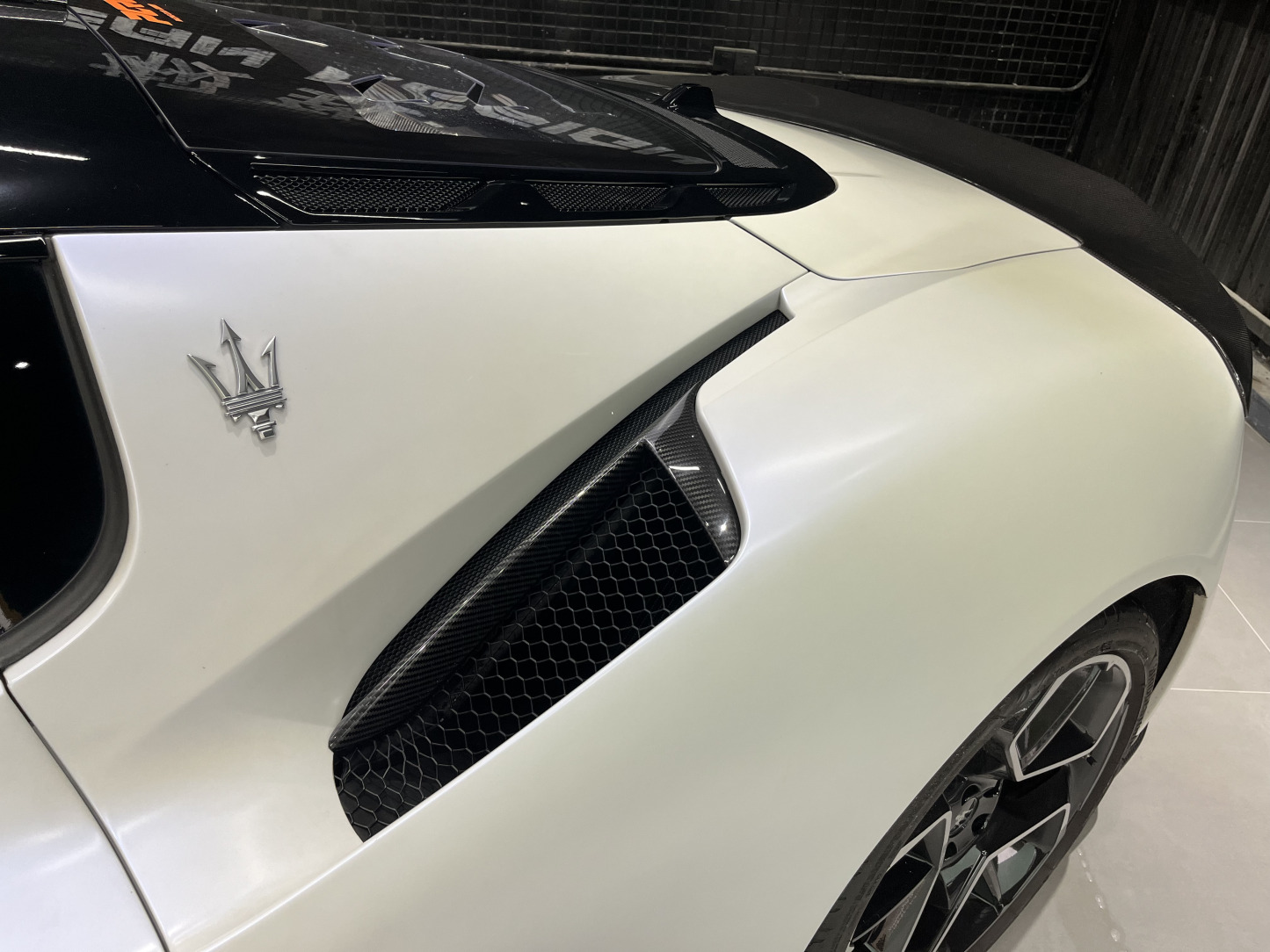 Maserati MC20 2020-2025 Dry Carbon Fiber Rear Vents Trims SD Series Bodykit