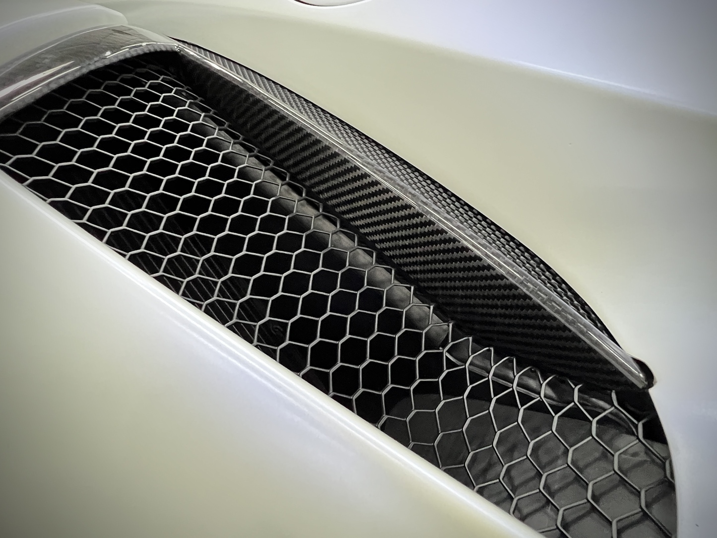 Maserati MC20 2020-2025 Dry Carbon Fiber Rear Vents Trims SD Series Bodykit