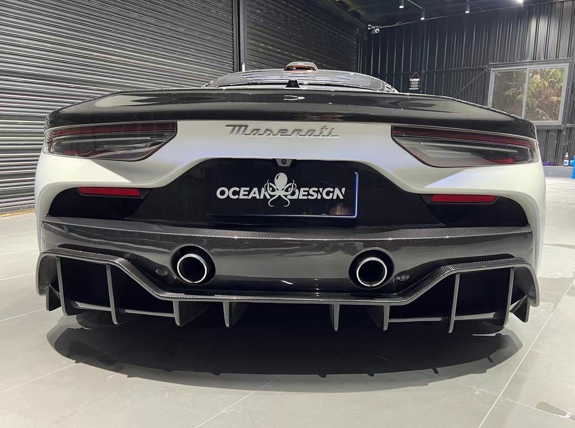 Maserati MC20 2020-2025 Dry Carbon Fiber Rear Diffuser SD Series Bodykit