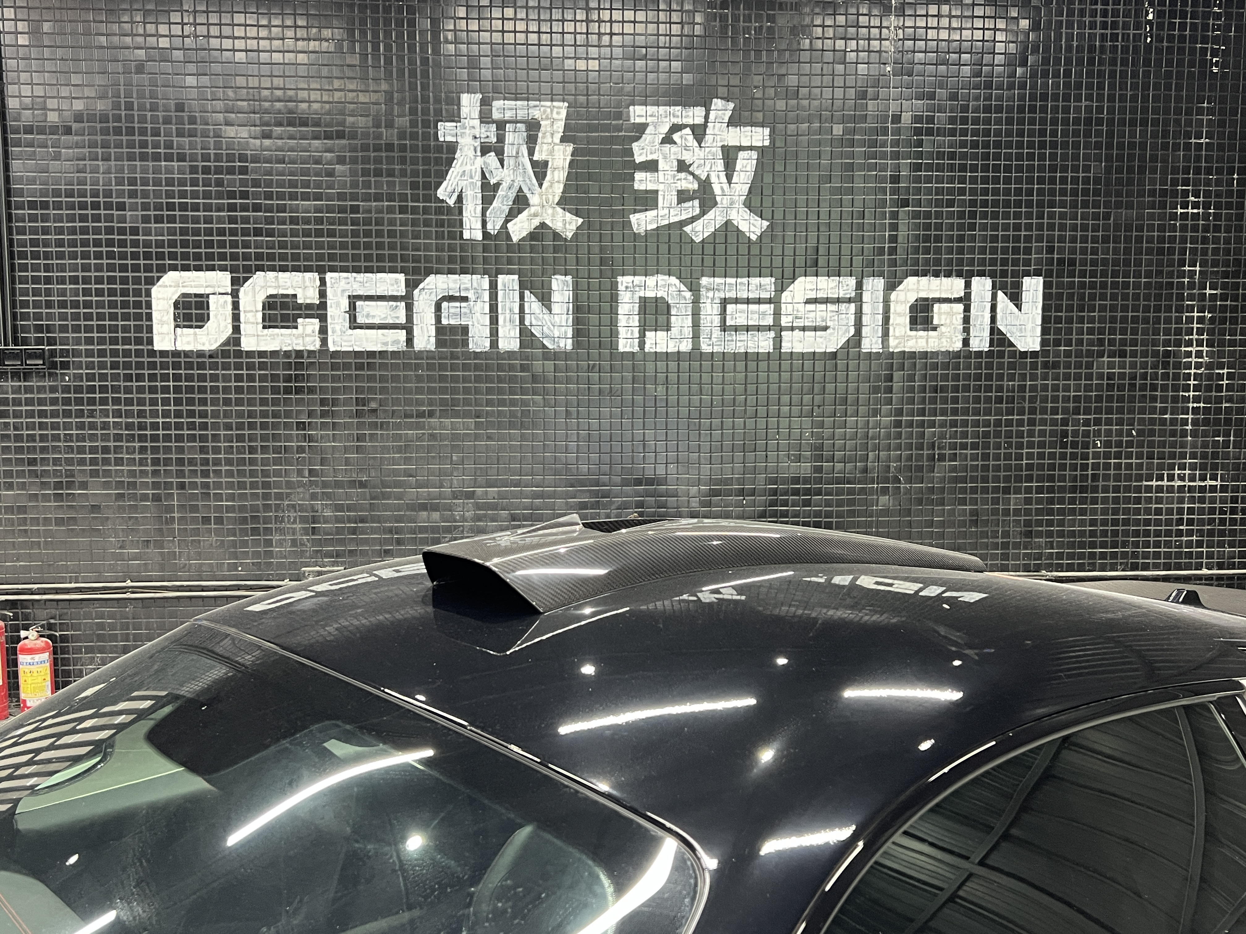 Maserati MC20 2020-2025 Dry Carbon Fiber Roof Scoop SD Series Bodykit