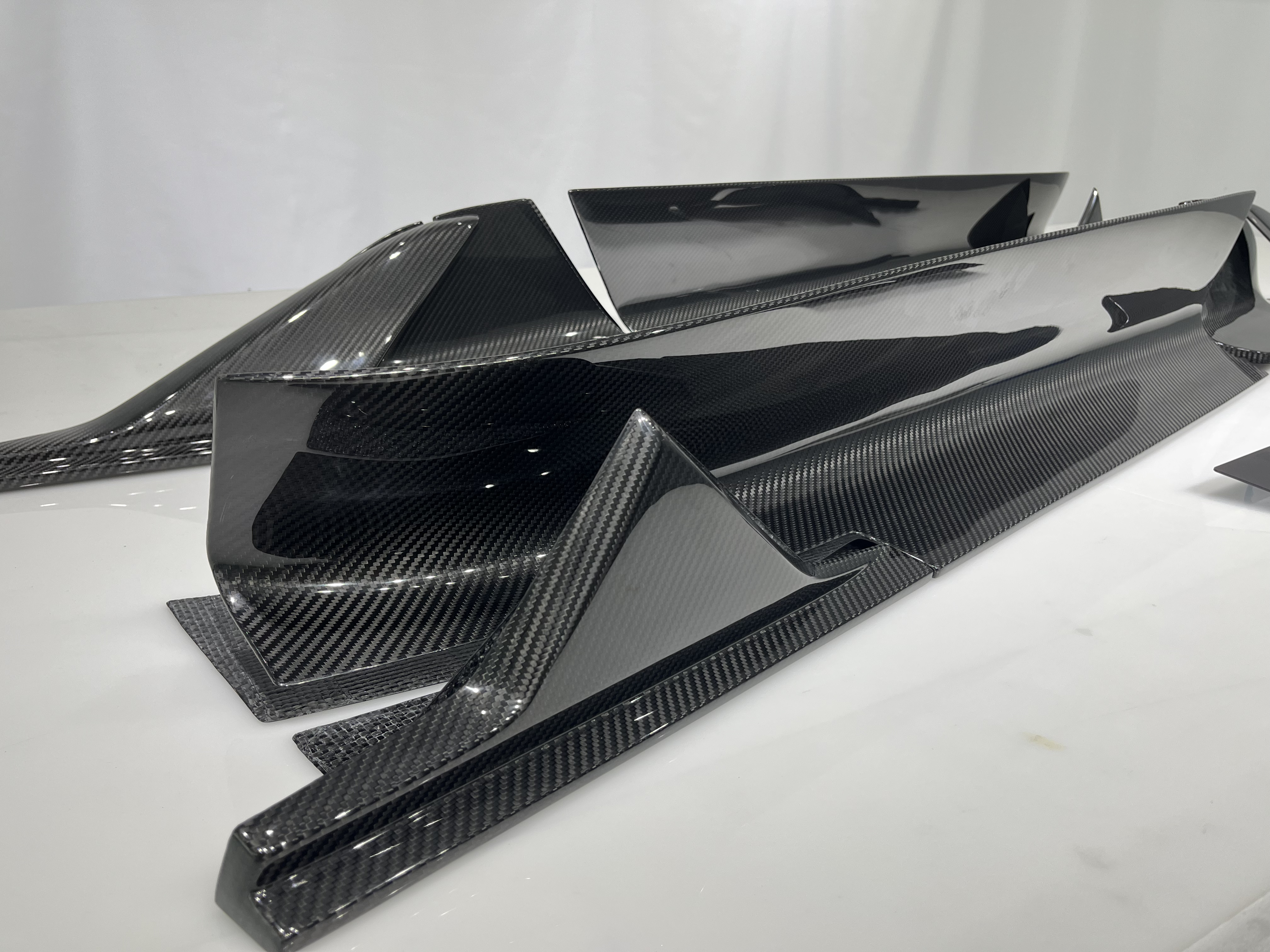 Maserati MC20 2020-2025 Dry Carbon Fiber Side Skirts SD Series Bodykit
