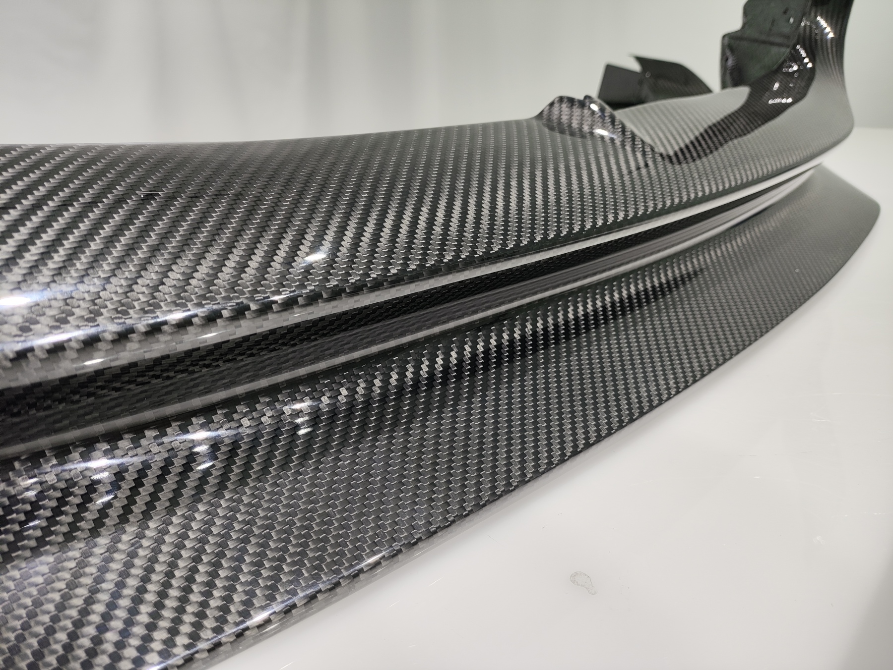 Maserati MC20 2020-2025 Dry Carbon Fiber Splitter Front Lip SD Series Bodykit