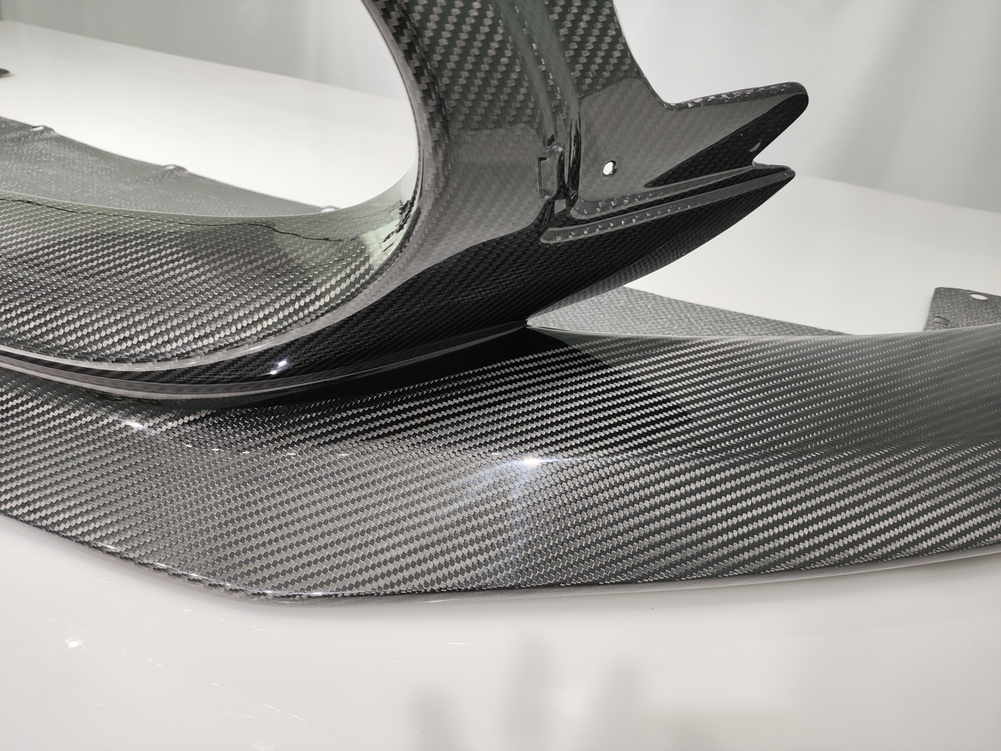 Maserati MC20 2020-2025 Dry Carbon Fiber Splitter Front Lip SD Series Bodykit