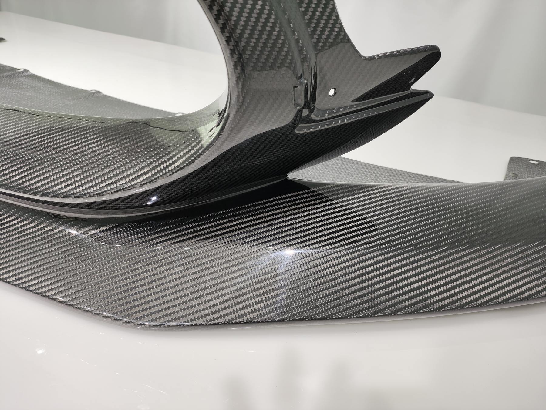 Maserati MC20 2020-2025 Dry Carbon Fiber Splitter Front Lip SD Series Bodykit