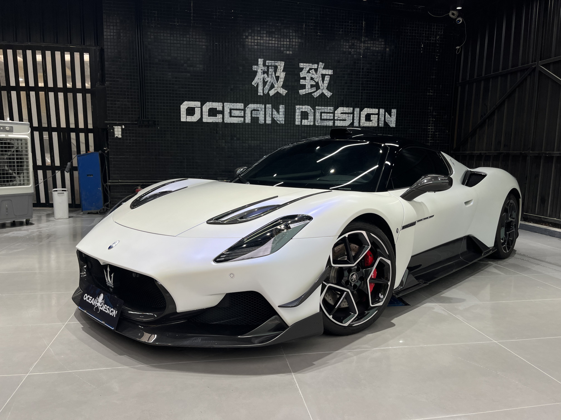 Maserati MC20 2020-2025 Dry Carbon Fiber Canards SD Series Bodykit