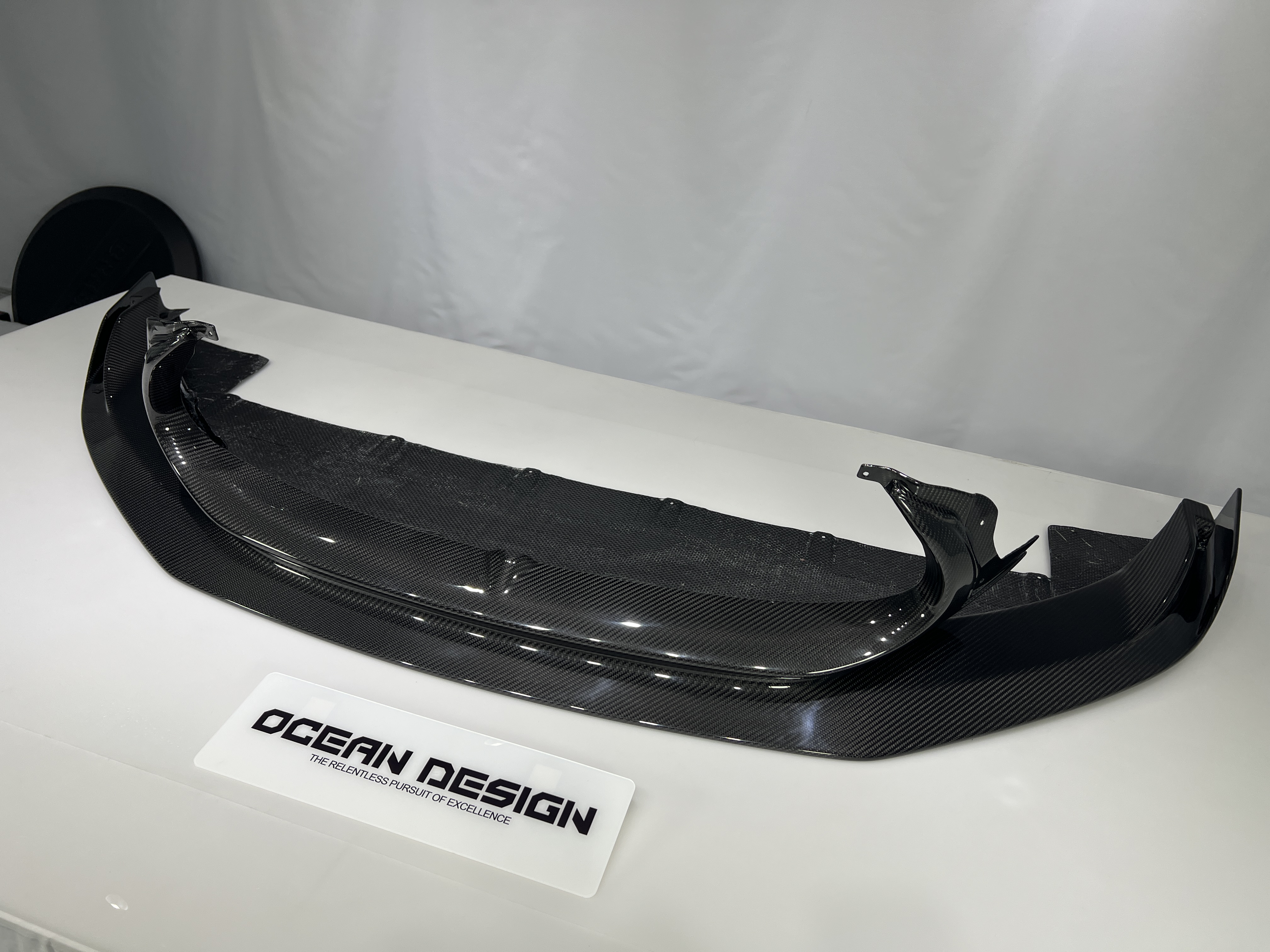 Maserati MC20 2020-2025 Dry Carbon Fiber Splitter Front Lip SD Series Bodykit