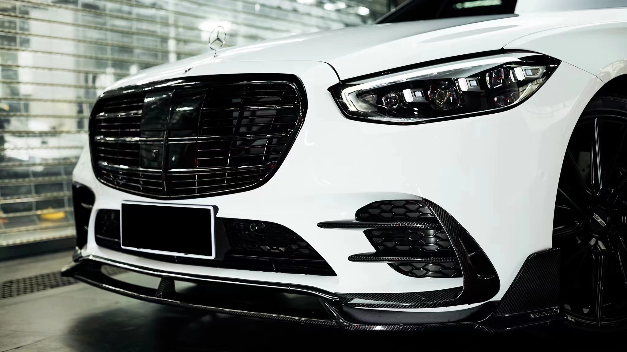 2021-UP Mercedes-Benz S-Class W223 4Matic Sedan MSY Dry Carbon Front Lip Splitter