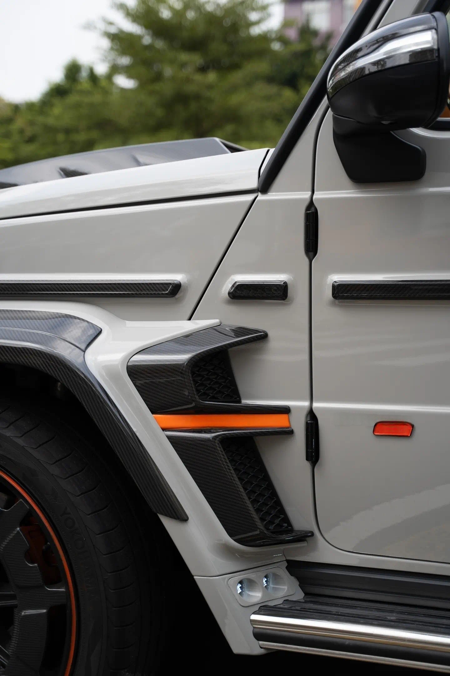 2018-2024 Mercedes-Benz W464 G-Class G350/G500/G63 Upgrade to G900 Front Fender Extensions | Dry Carbon