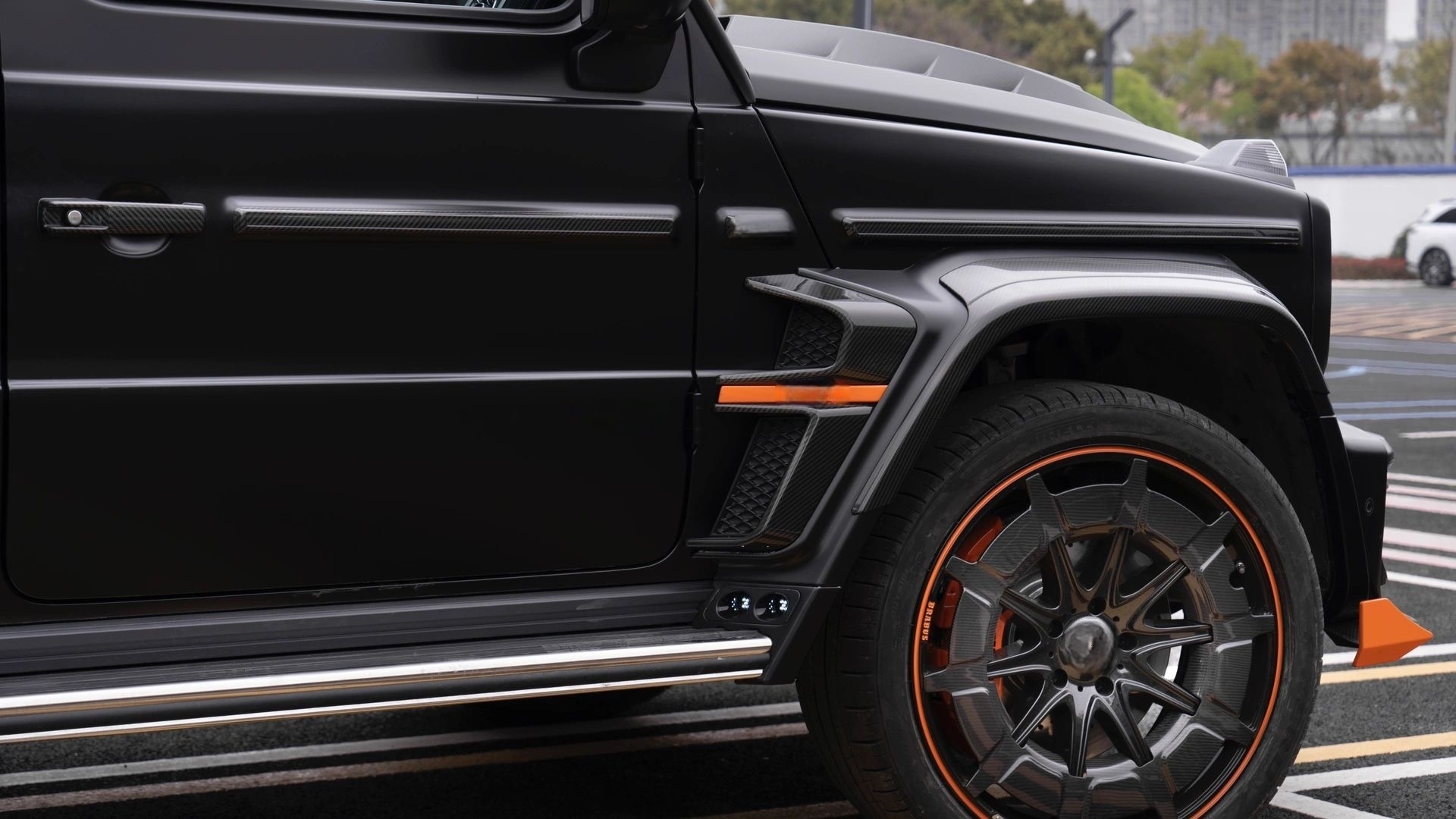 2018-2024 Mercedes-Benz W464 G-Class G350/G500/G63 Upgrade to G900 Front Fender Extensions | Dry Carbon