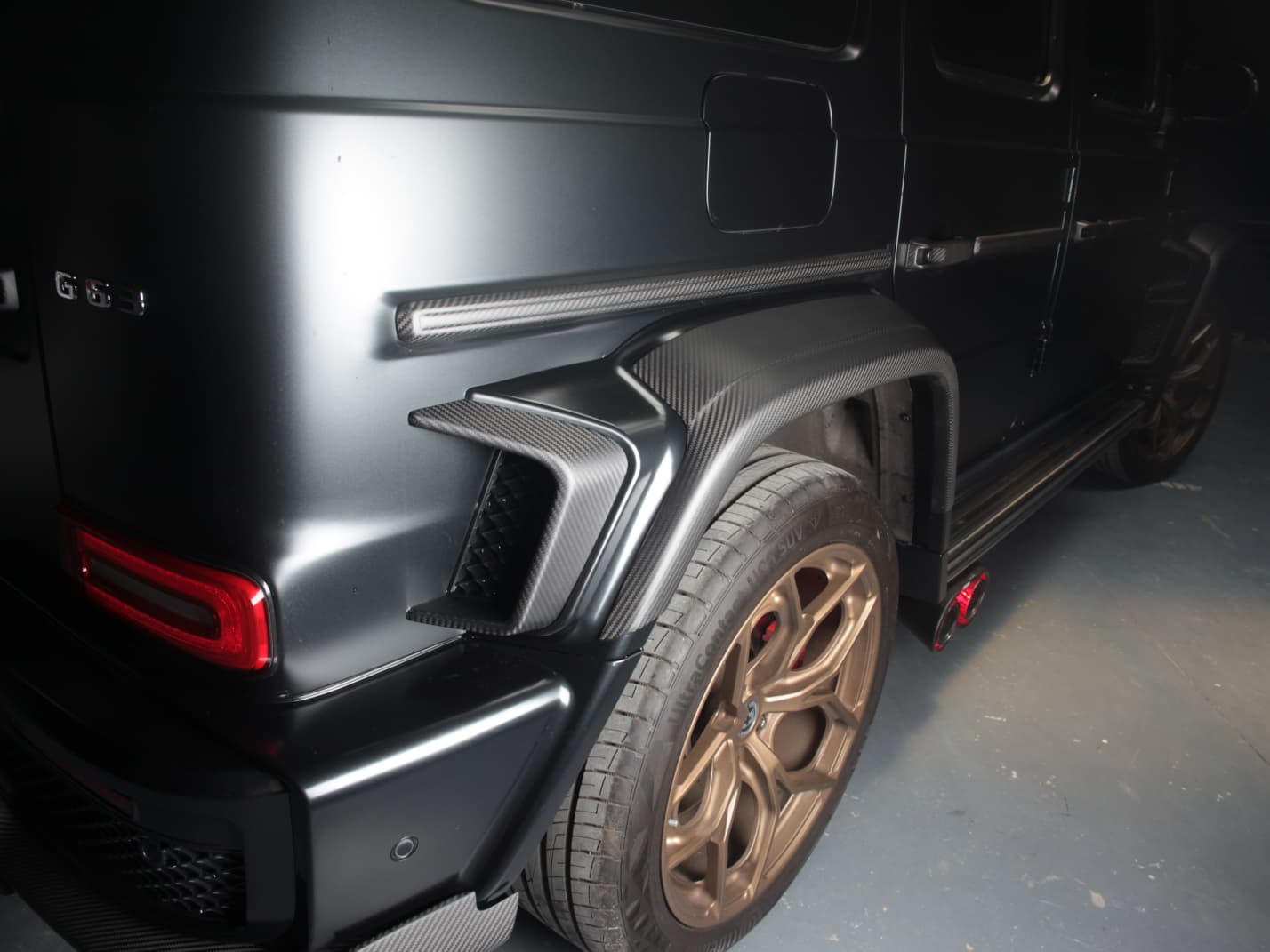 2018-2024 Mercedes-Benz W464 G-Class G350/G500/G63 Upgrade to G900 Rear Fender Extensions | Dry Carbon