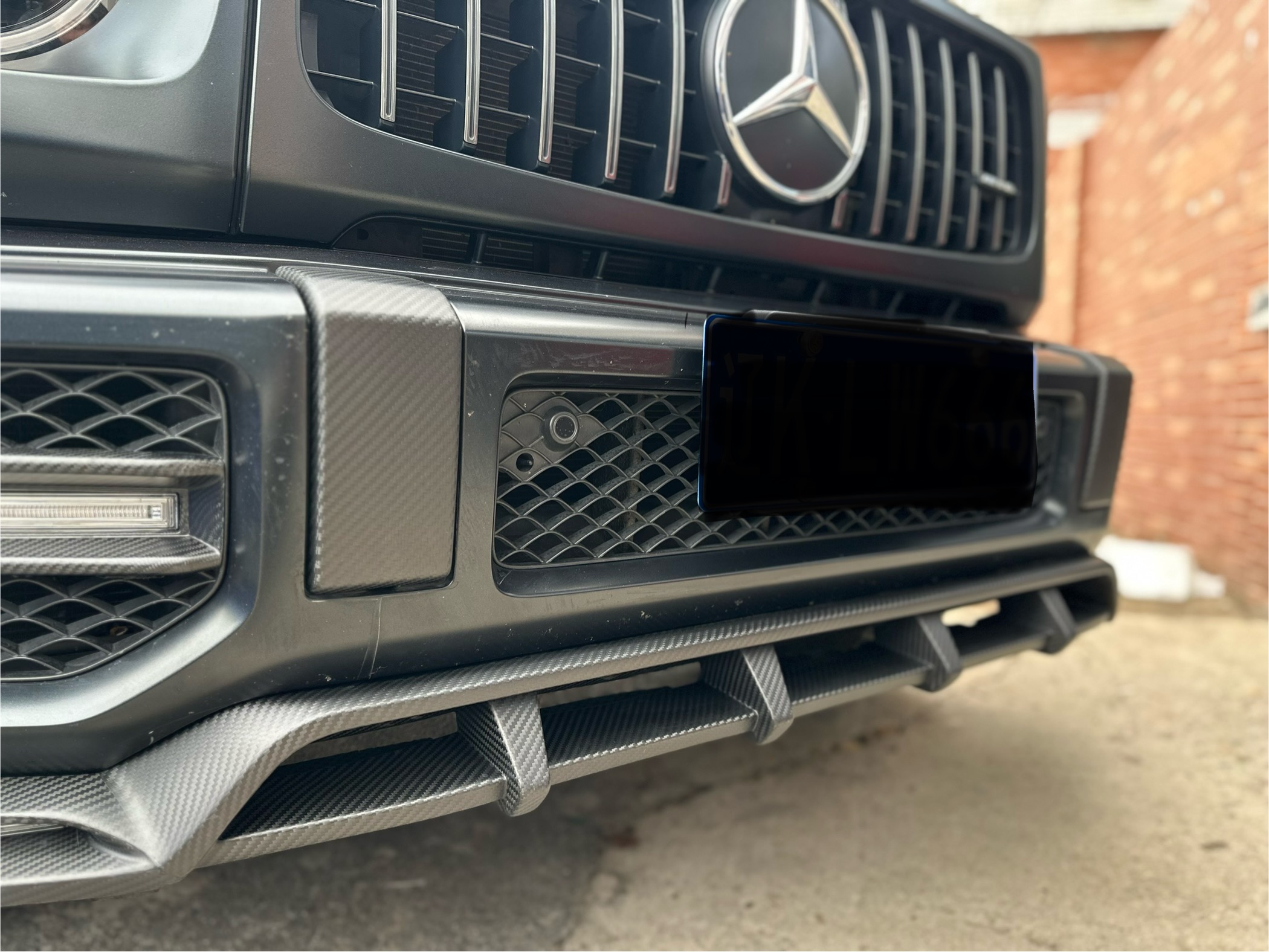 2019-UP Mercedes-Benz G Class W464 G63 TC Style Front Bumper Trim – Dry Carbon