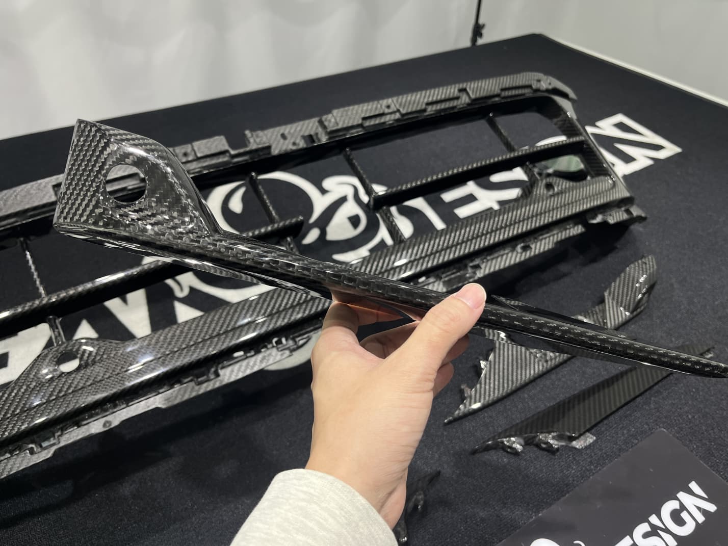 Porsche 2024 Panamera 976 Lower Front Grille Dry Carbon Fiber Ocean Design Style Bodykit