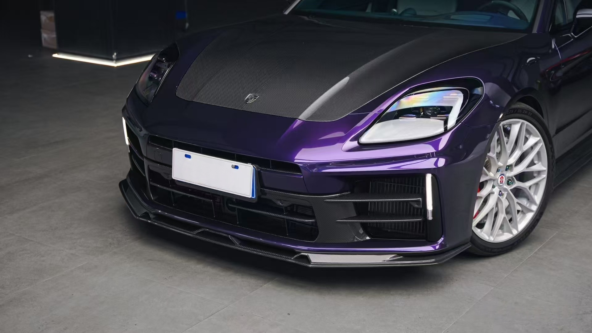 Porsche 2024 Panamera 976 Upper Front Grille Dry Carbon Fiber Ocean Design Style Bodykit