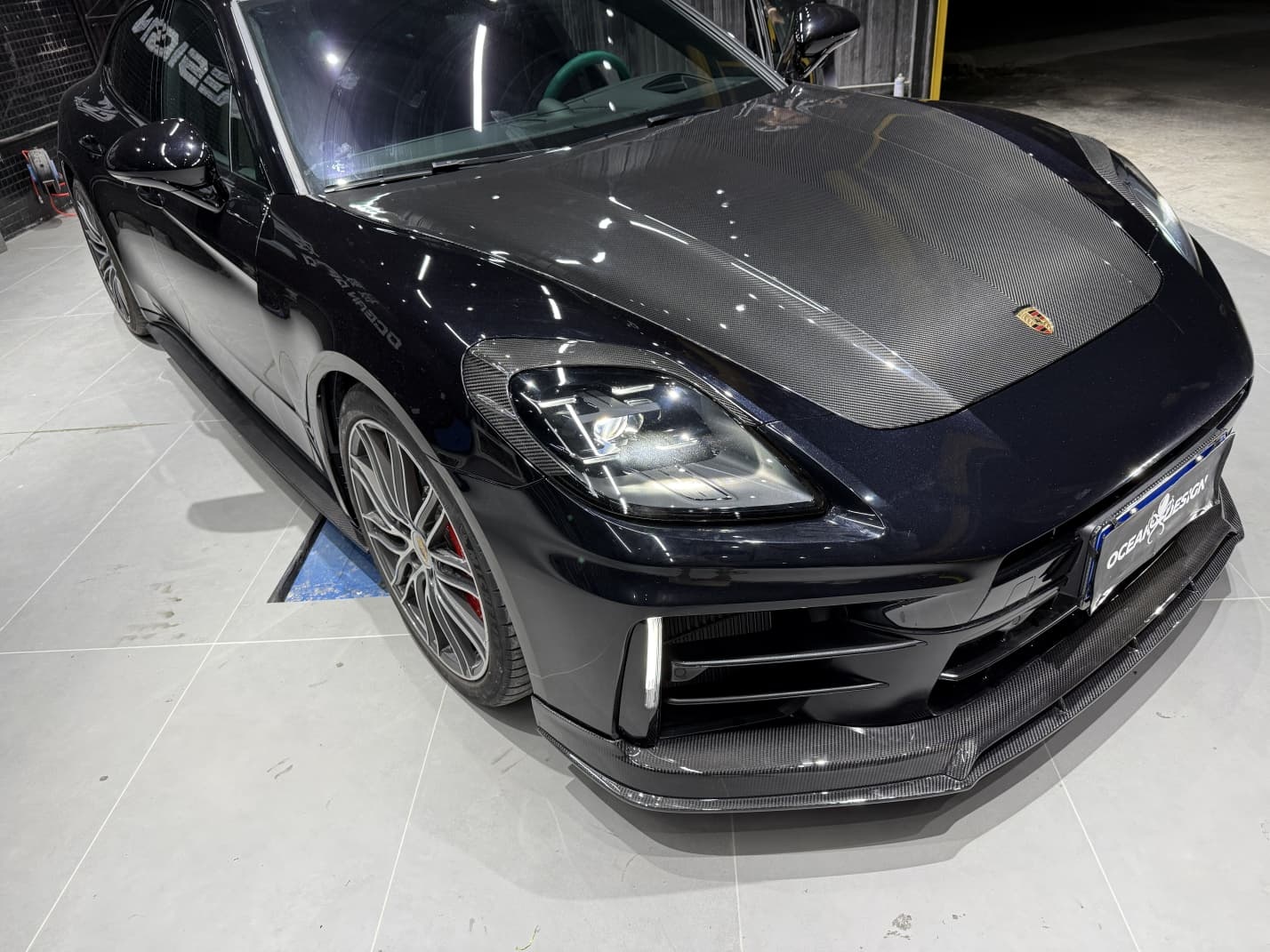 Porsche 2024 Panamera 976 Lower Front Grille Dry Carbon Fiber Ocean Design Style Bodykit