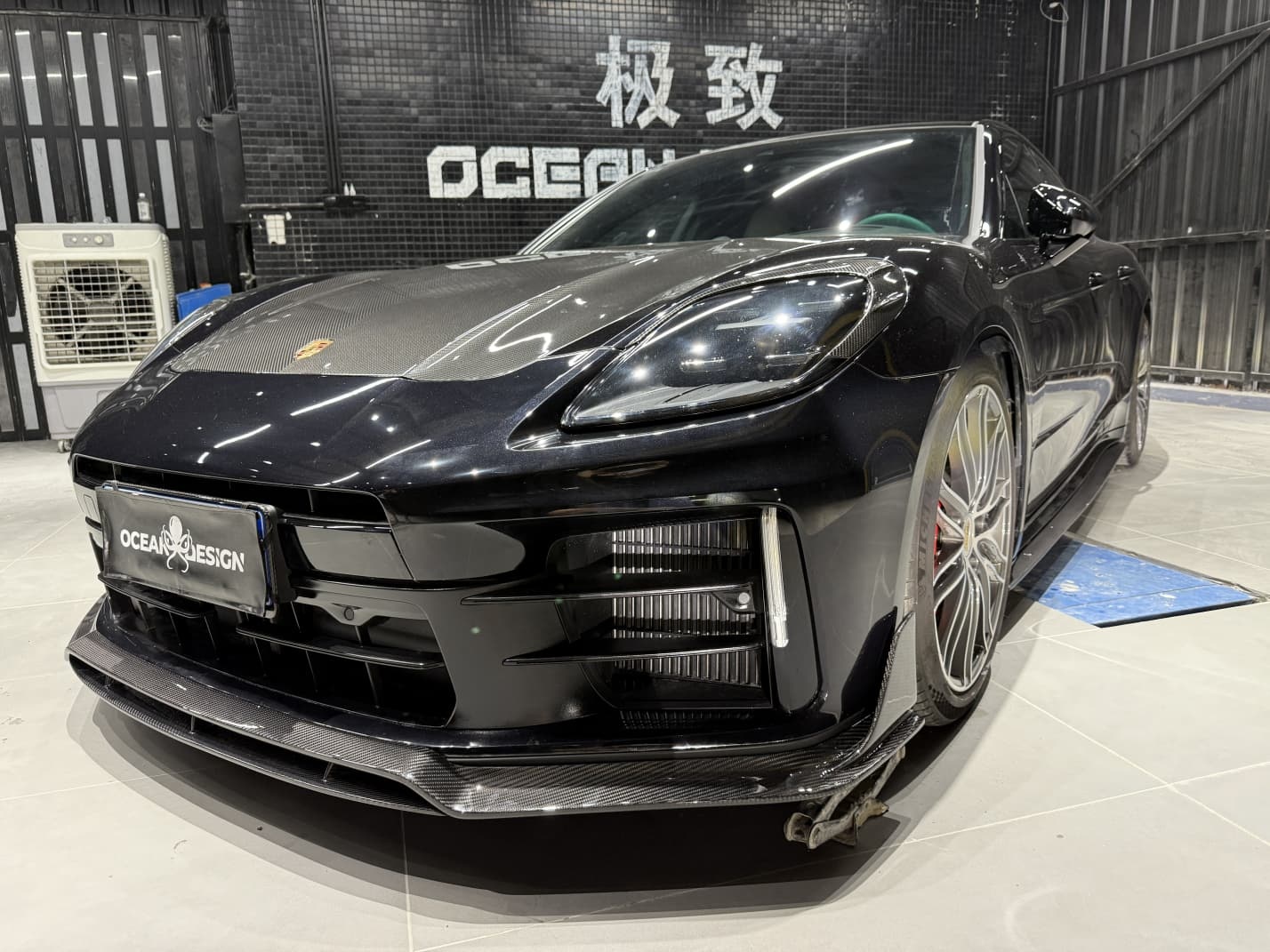 Porsche 2024 Panamera 976 Lower Front Grille Dry Carbon Fiber Ocean Design Style Bodykit