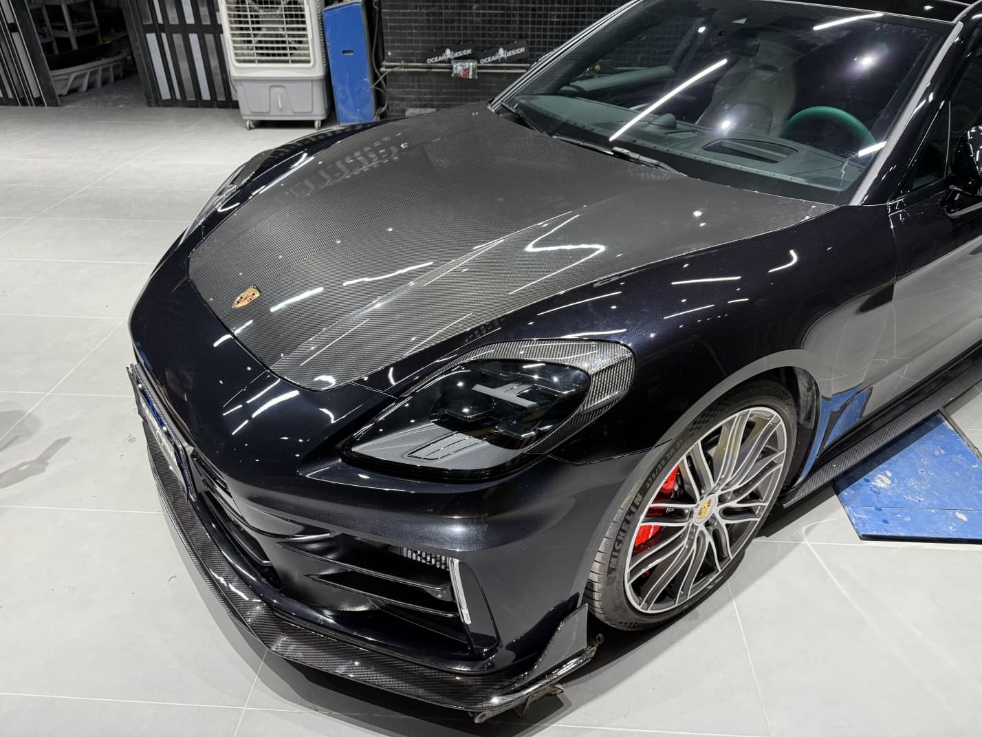 Porsche 2024 Panamera 976 Hood Bonnet Dry Carbon Fiber Ocean Design Style Bodykit