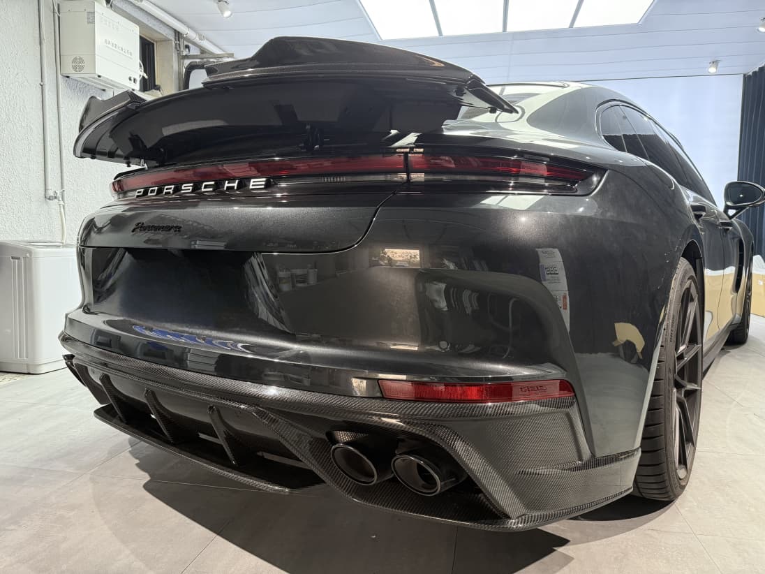 Porsche 2024 Panamera 976 Rear Diffuser Type 2 Dry Carbon Fiber Ocean Design Style Bodykit