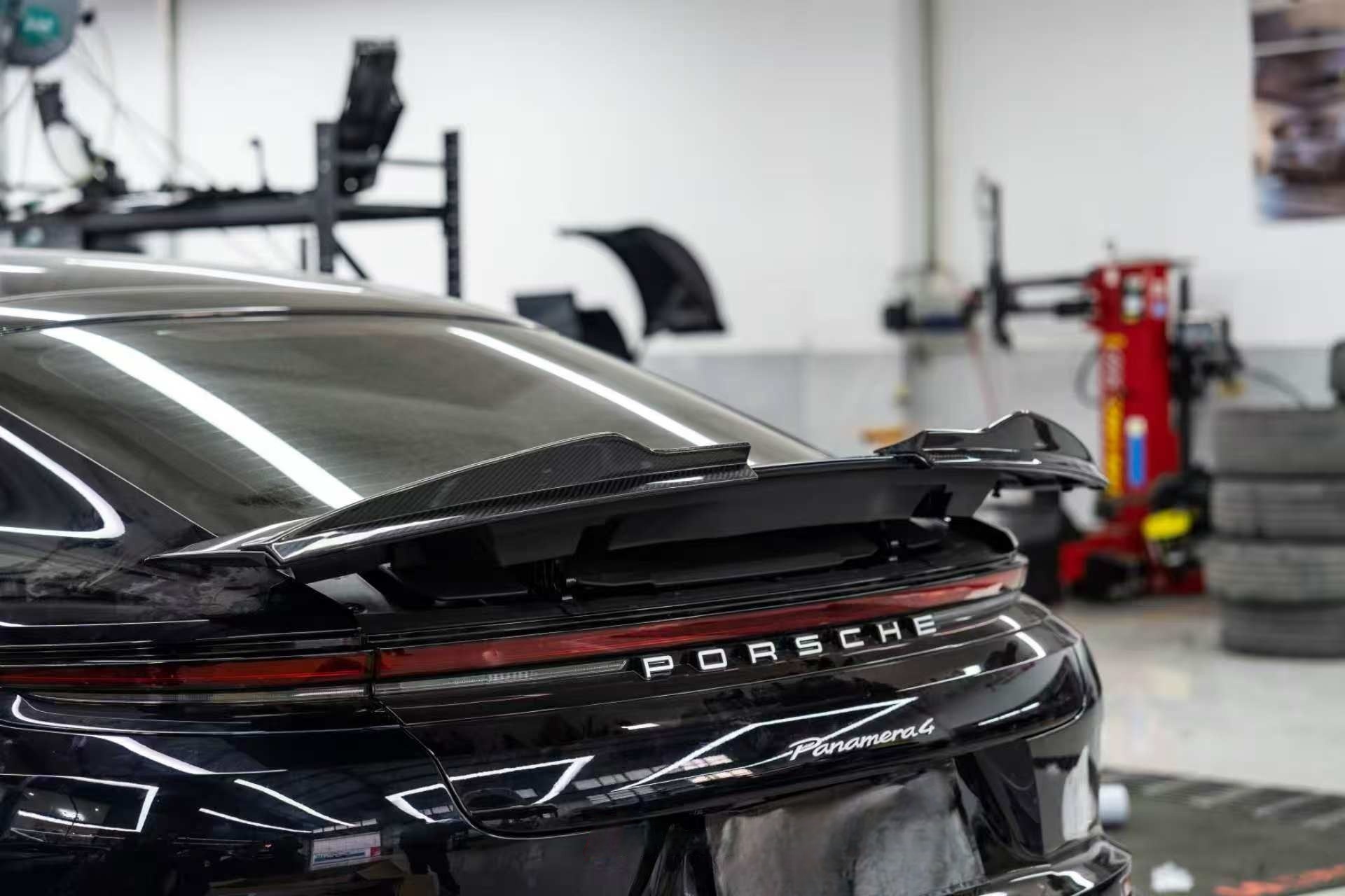 Porsche 2024 Panamera 976 Two-Piece Spoiler Dry Carbon Fiber Ocean Design Style Bodykit