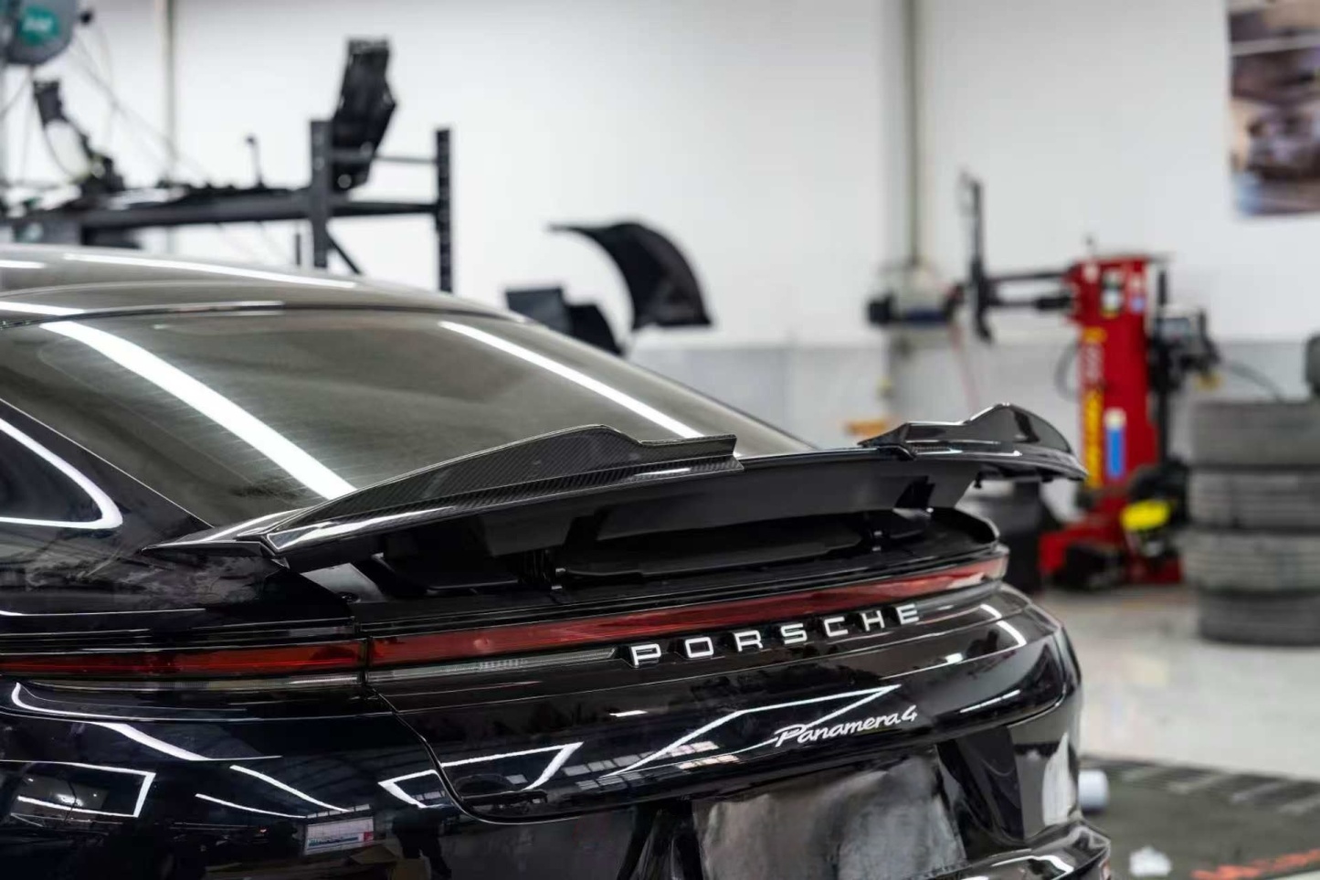 Porsche 2024 Panamera 976 Two-Piece Spoiler Dry Carbon Fiber Ocean Design Style Bodykit