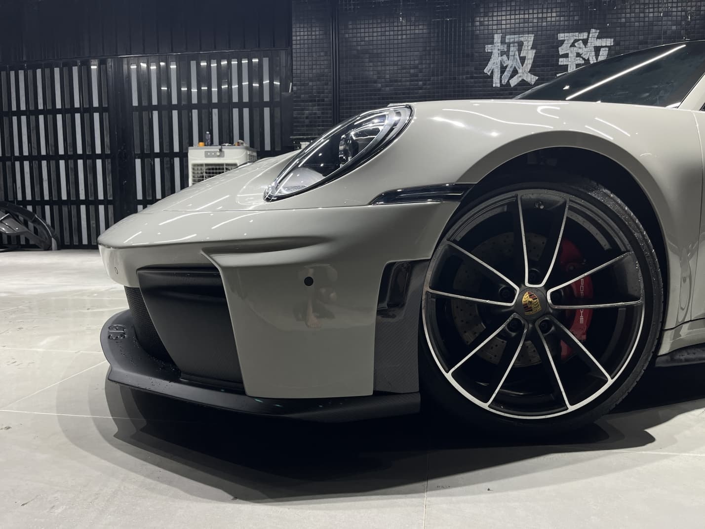 Porsche 992.1/992.2 Front Bumper – Upgrade to 992.2 GT3 Style Dry Carbon Fiber