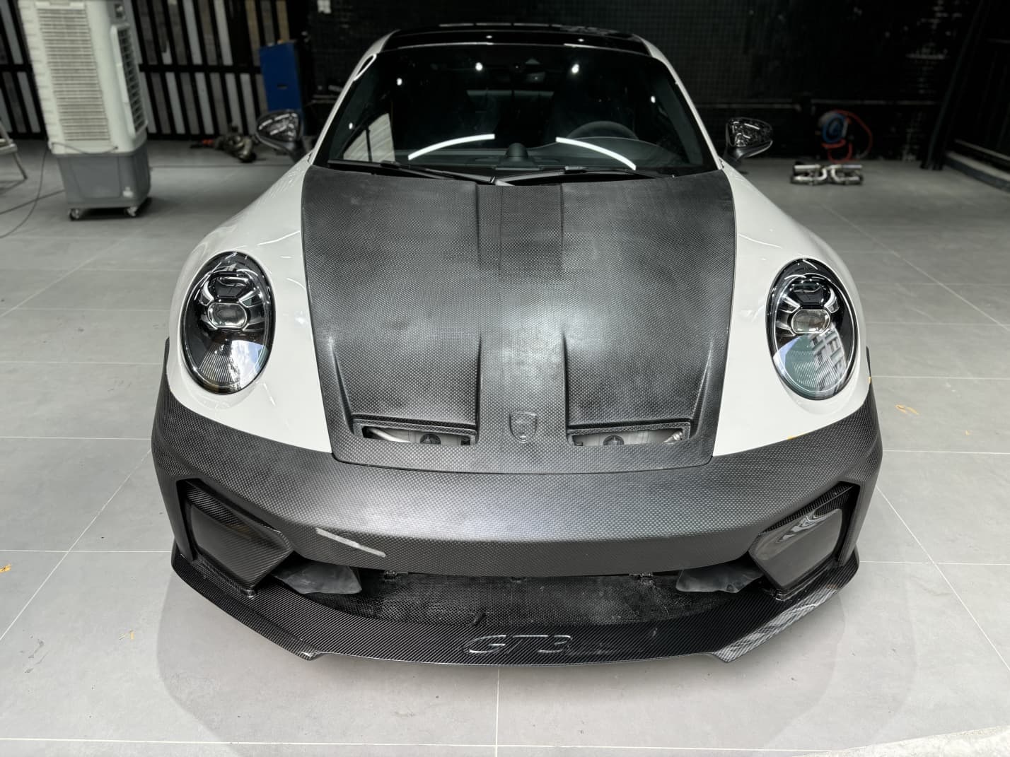 Porsche 992.1/992.2 Front Bumper – Upgrade to 992.2 GT3 Style Dry Carbon Fiber