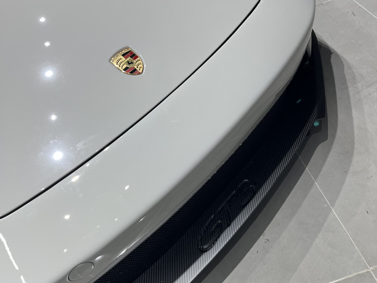 Porsche 992.1/992.2 Front Bumper – Upgrade to 992.2 GT3 Style Dry Carbon Fiber