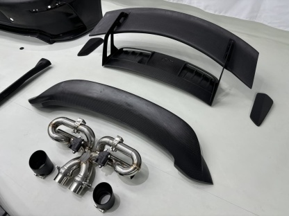 Porsche 992.1 / 992.2 to GT3 Dry Carbon Fiber Upgrade Body Kit – 992.2 GT3 Style Conversion Kit